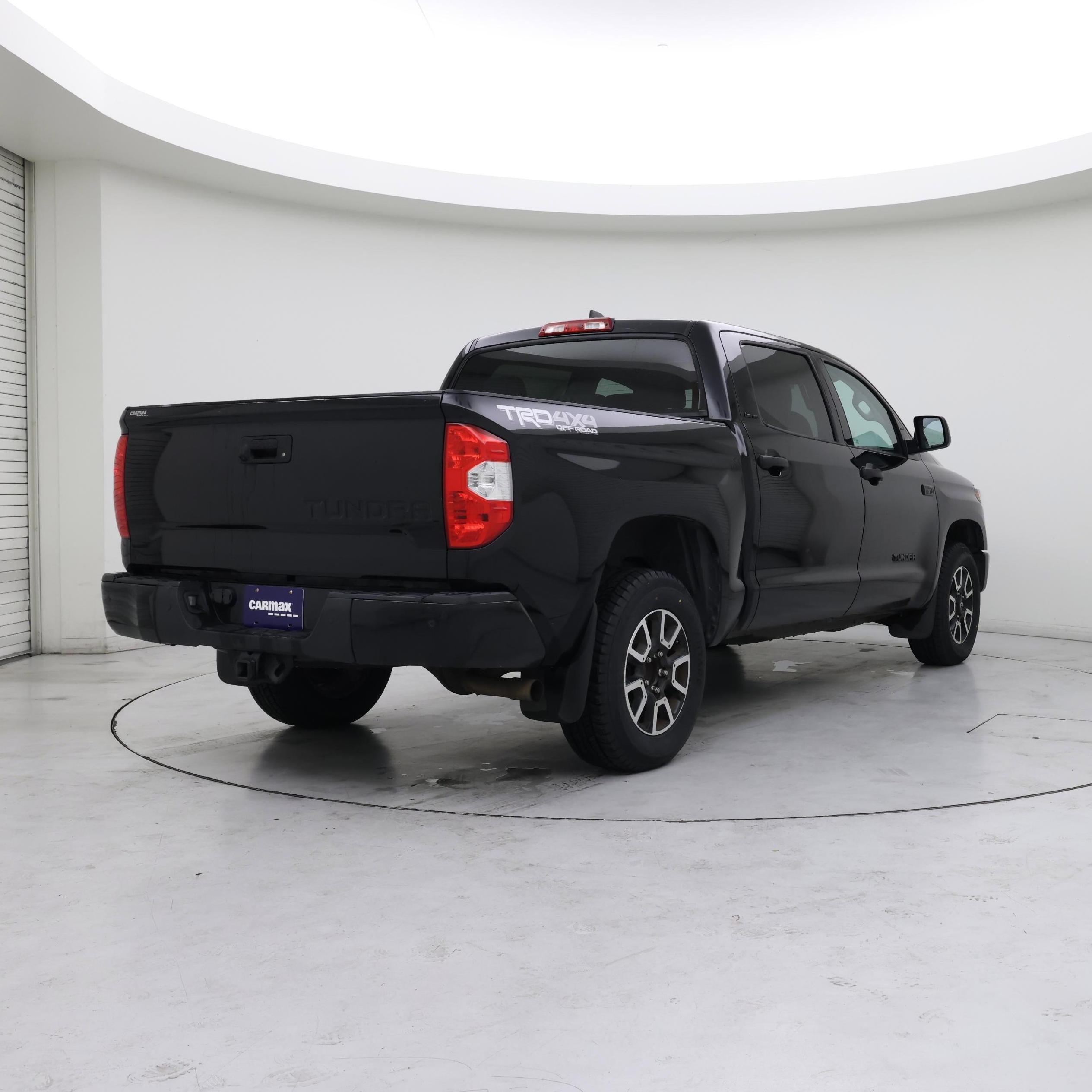 Thumbnail: 2020 Toyota Tundra - 8