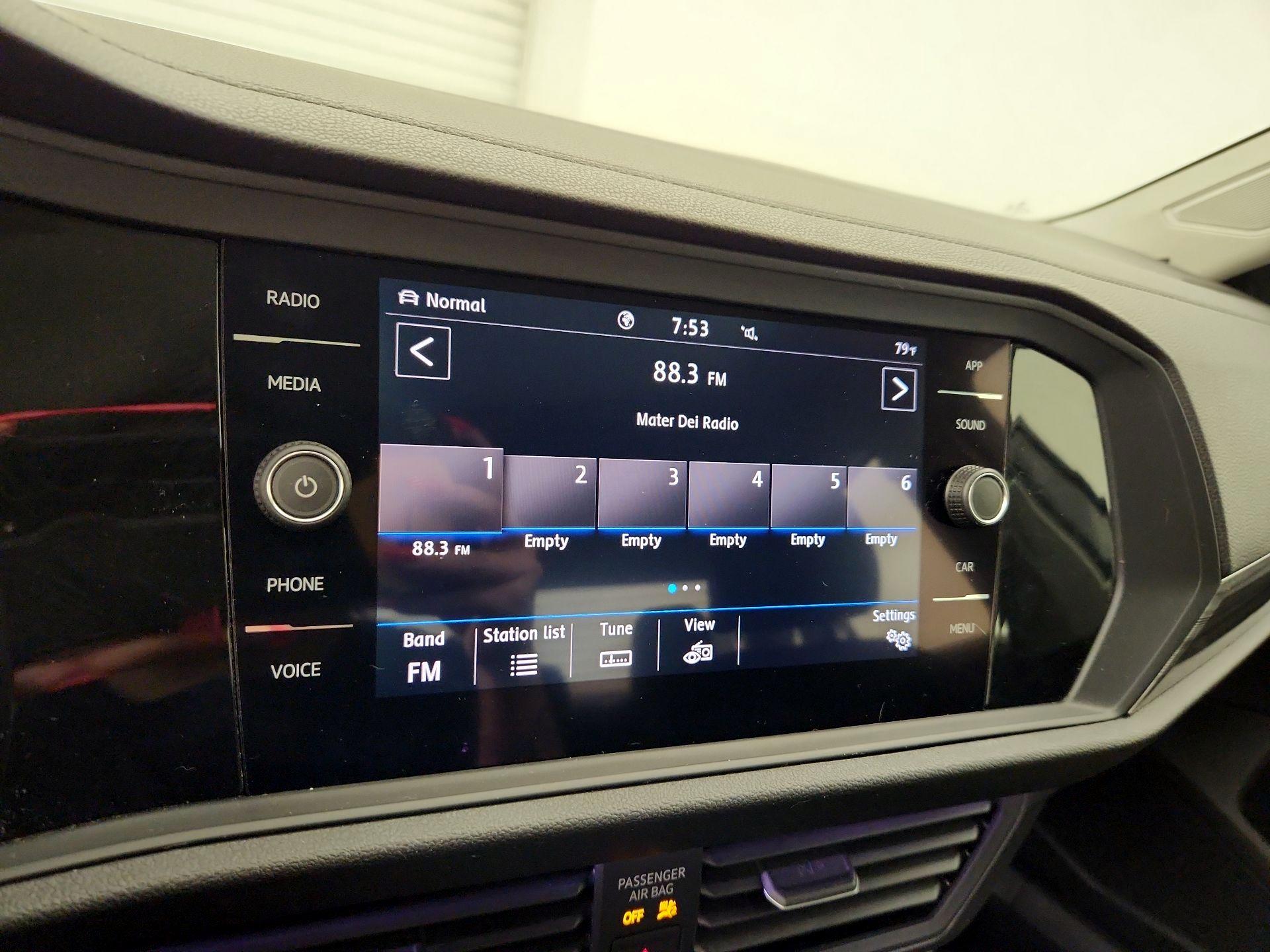 Thumbnail: 2020 Volkswagen Jetta - 15