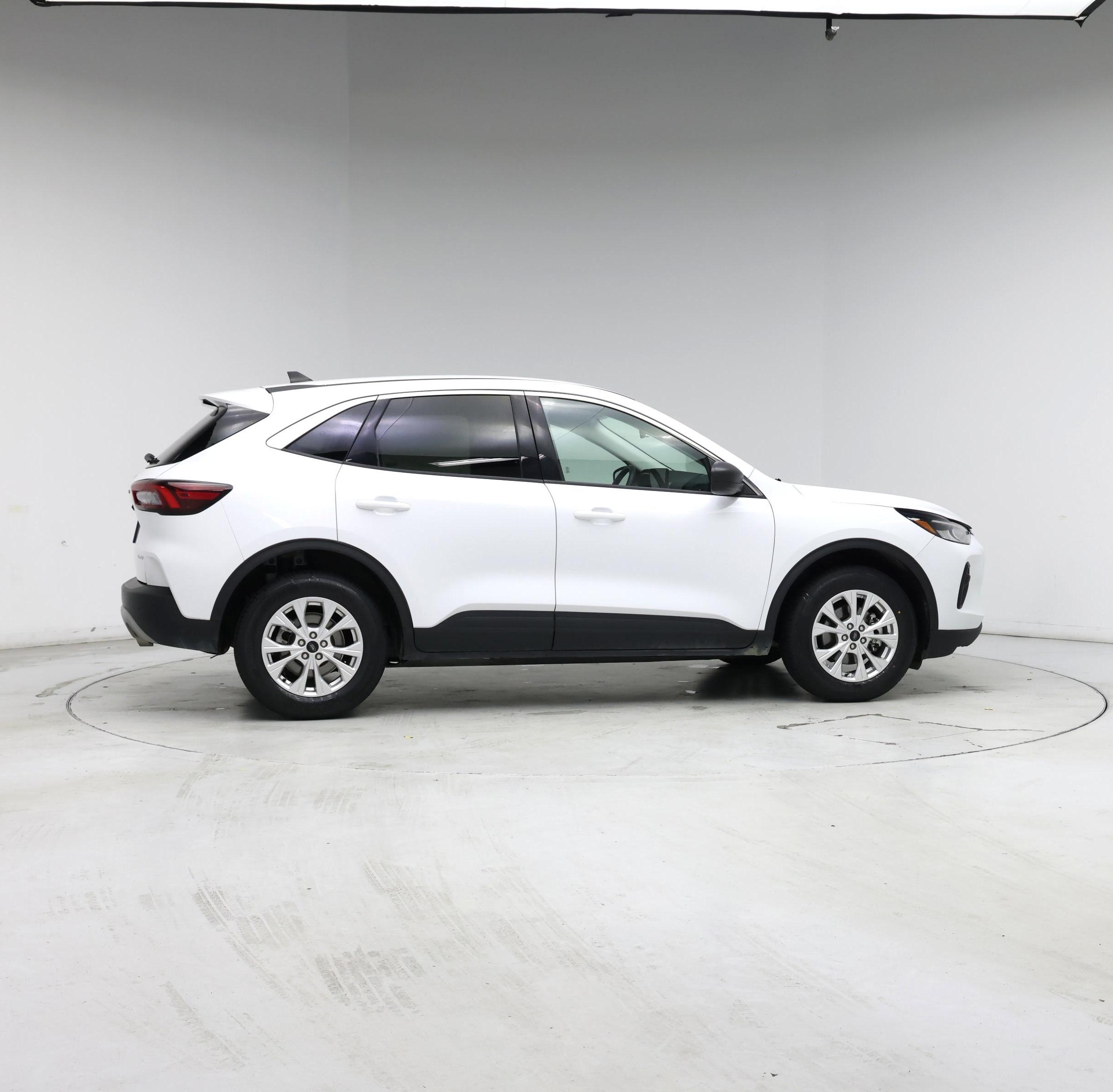 Thumbnail: 2023 Ford Escape - 7