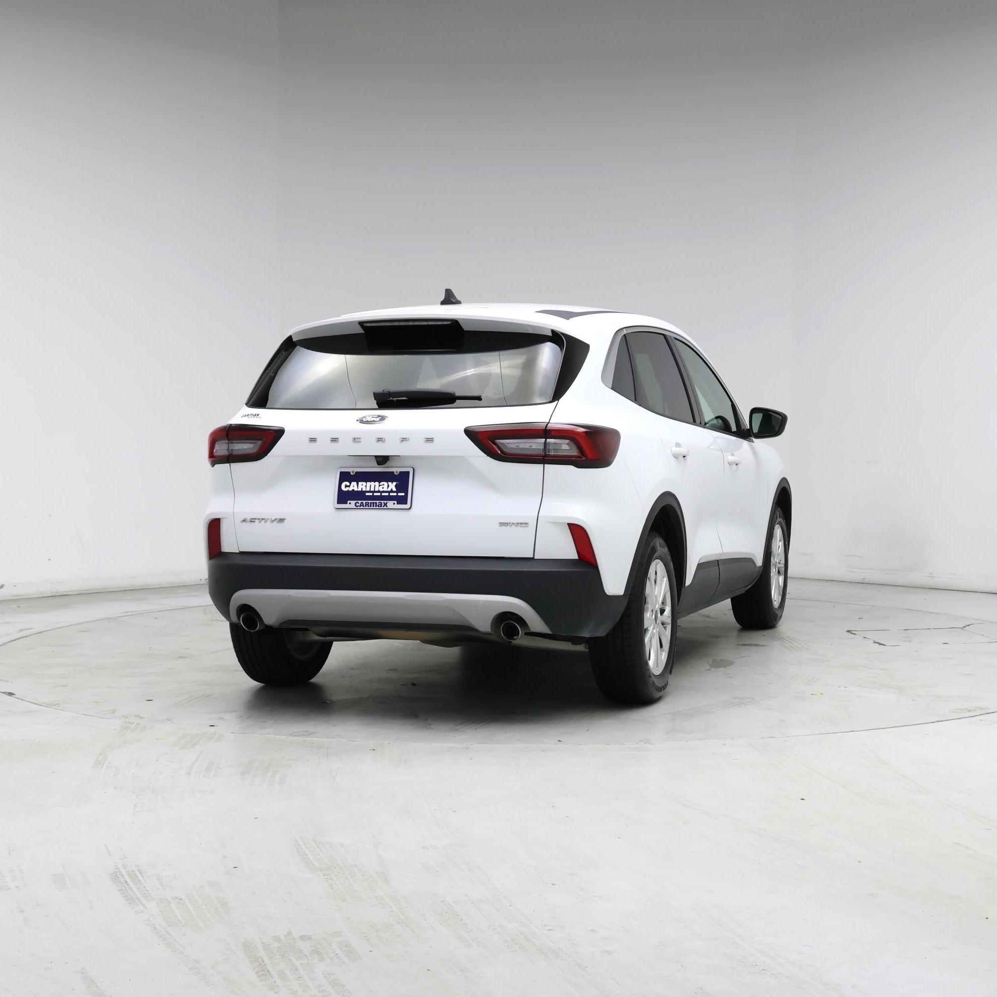 Thumbnail: 2023 Ford Escape - 8