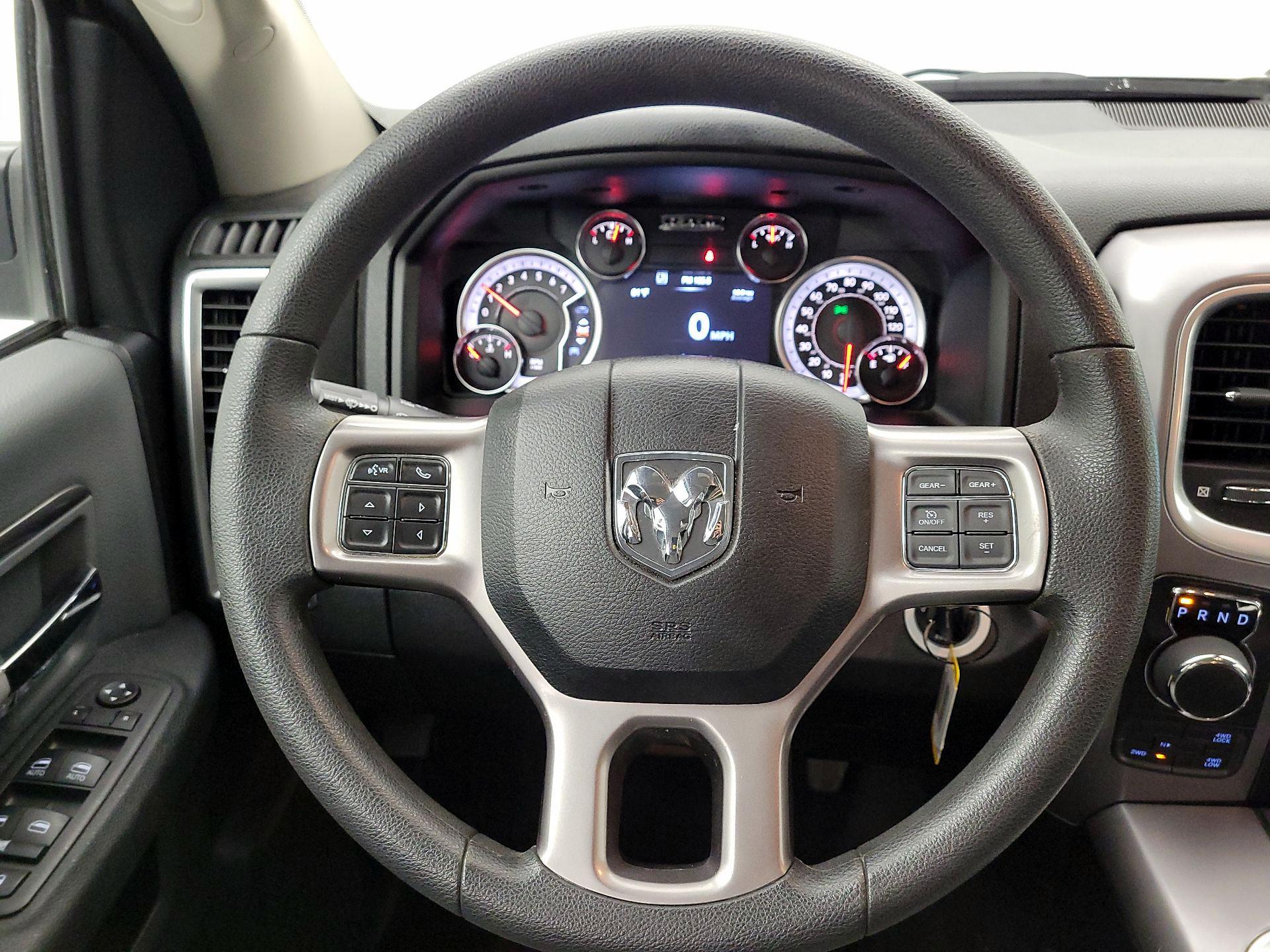 Thumbnail: 2023 RAM 1500 Classic - 10