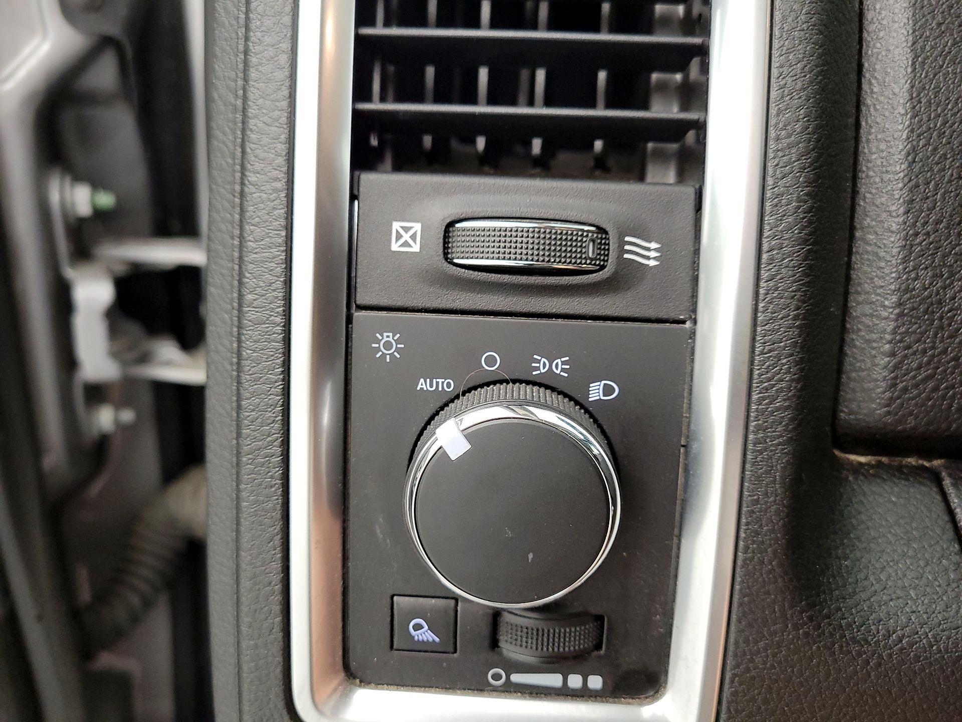 Thumbnail: 2023 RAM 1500 Classic - 13