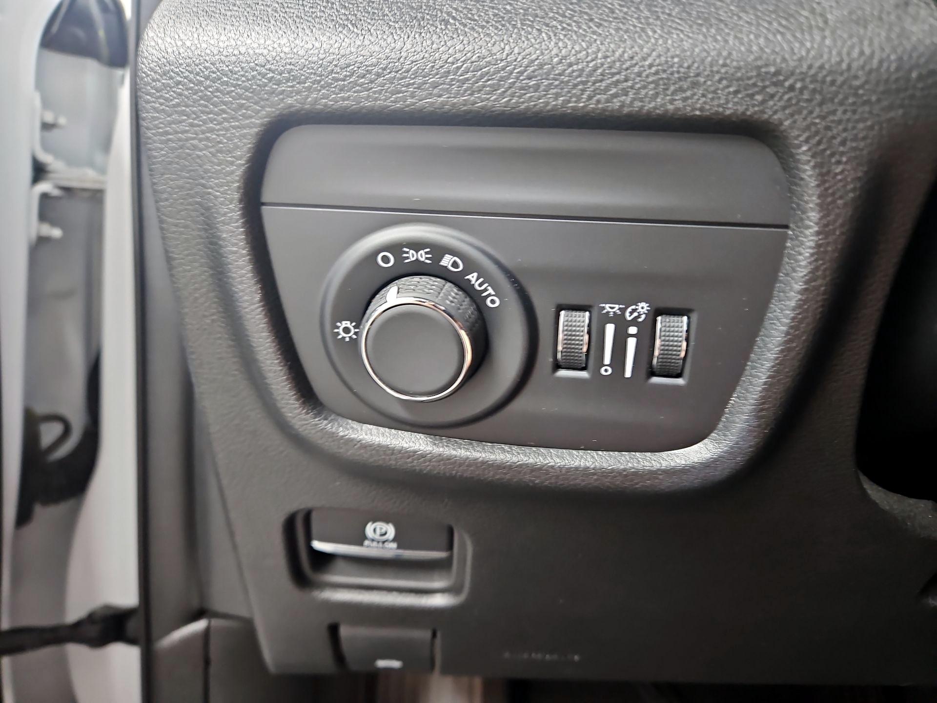 Thumbnail: 2024 Jeep Grand Cherokee L - 13