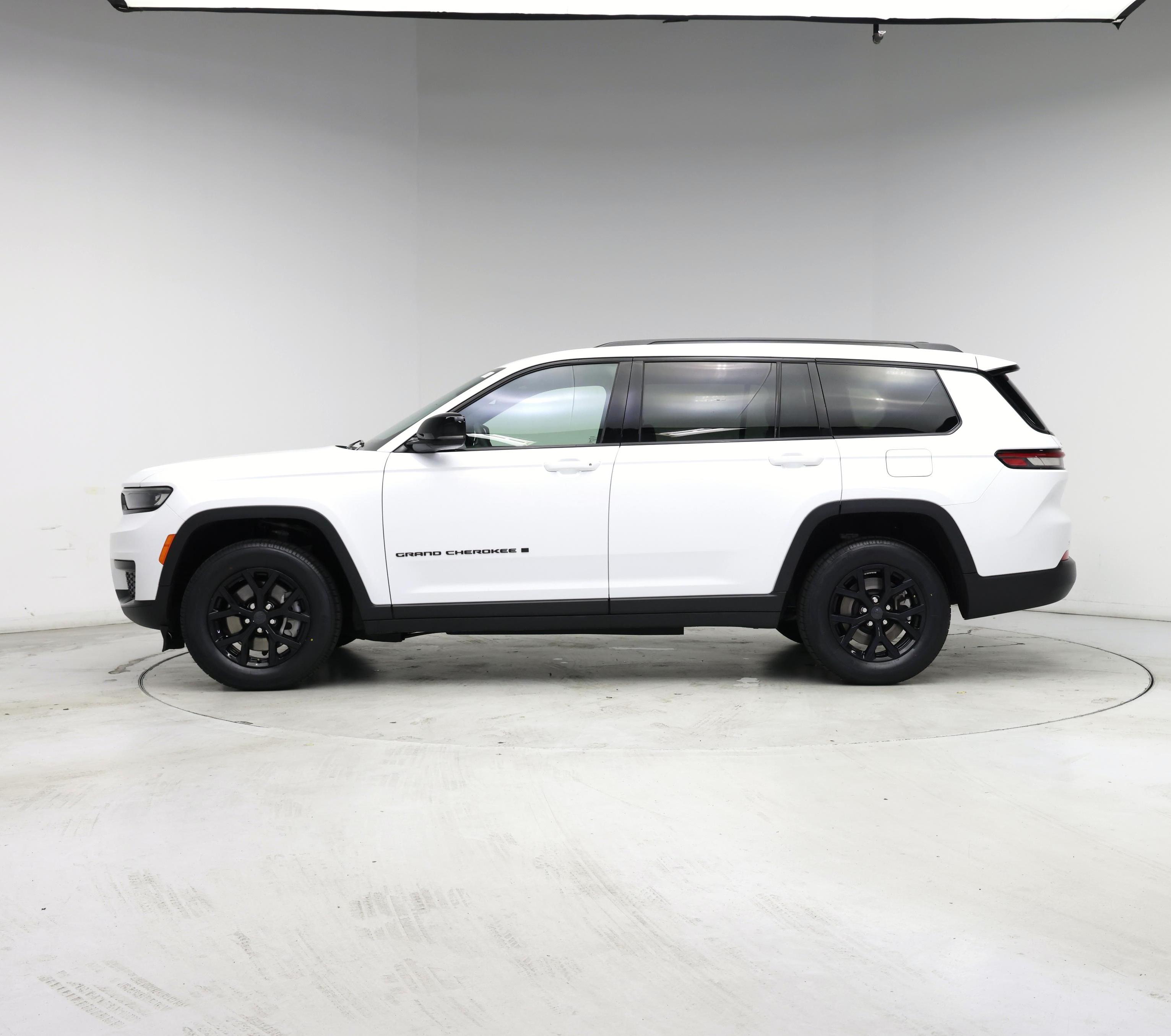 Thumbnail: 2024 Jeep Grand Cherokee L - 3