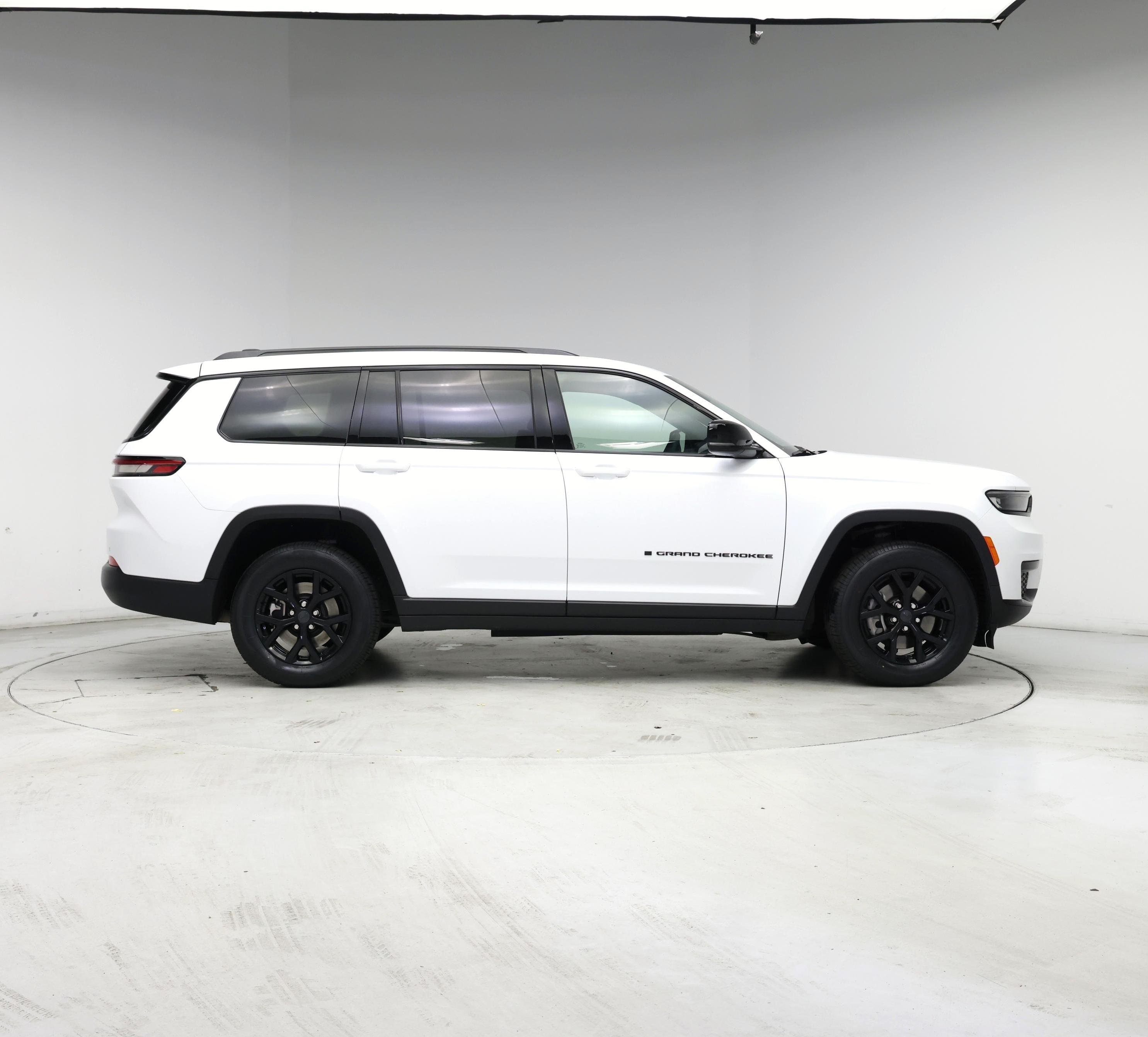 Thumbnail: 2024 Jeep Grand Cherokee L - 7