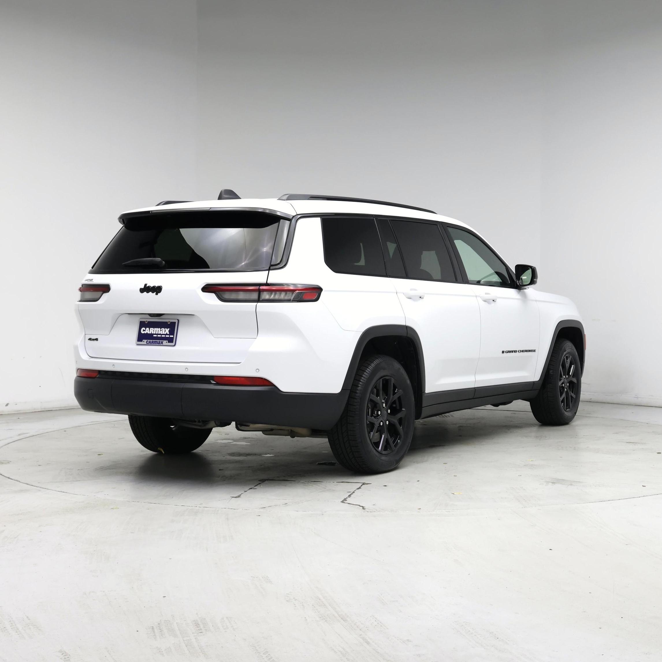 Thumbnail: 2024 Jeep Grand Cherokee L - 8