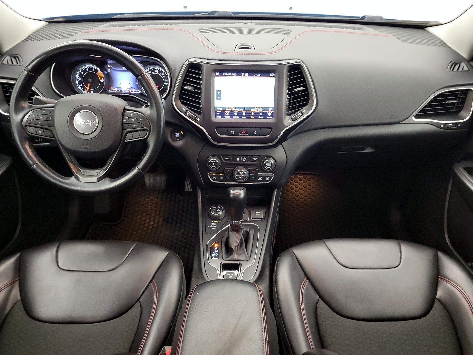 Thumbnail: 2021 Jeep Cherokee - 9