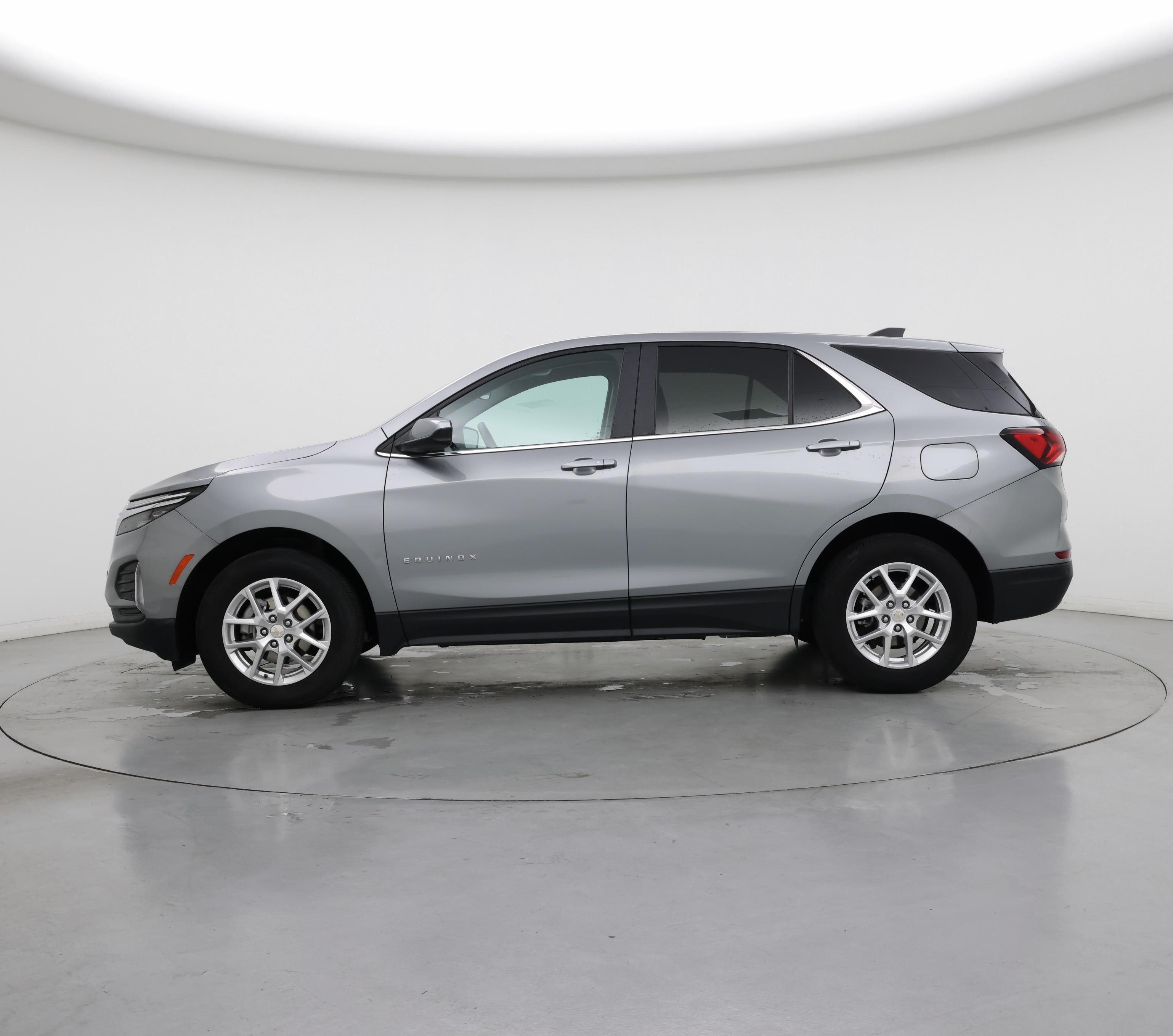 Thumbnail: 2024 Chevrolet Equinox - 3
