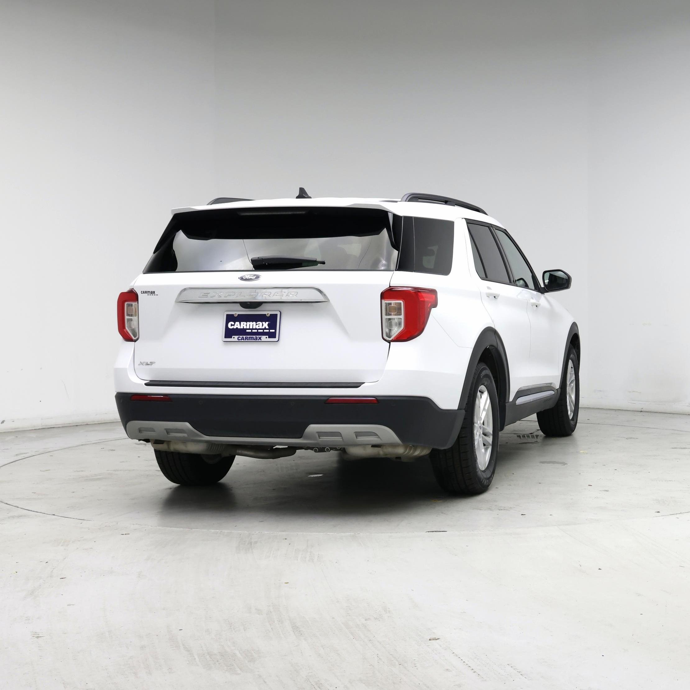 Thumbnail: 2024 Ford Explorer - 8