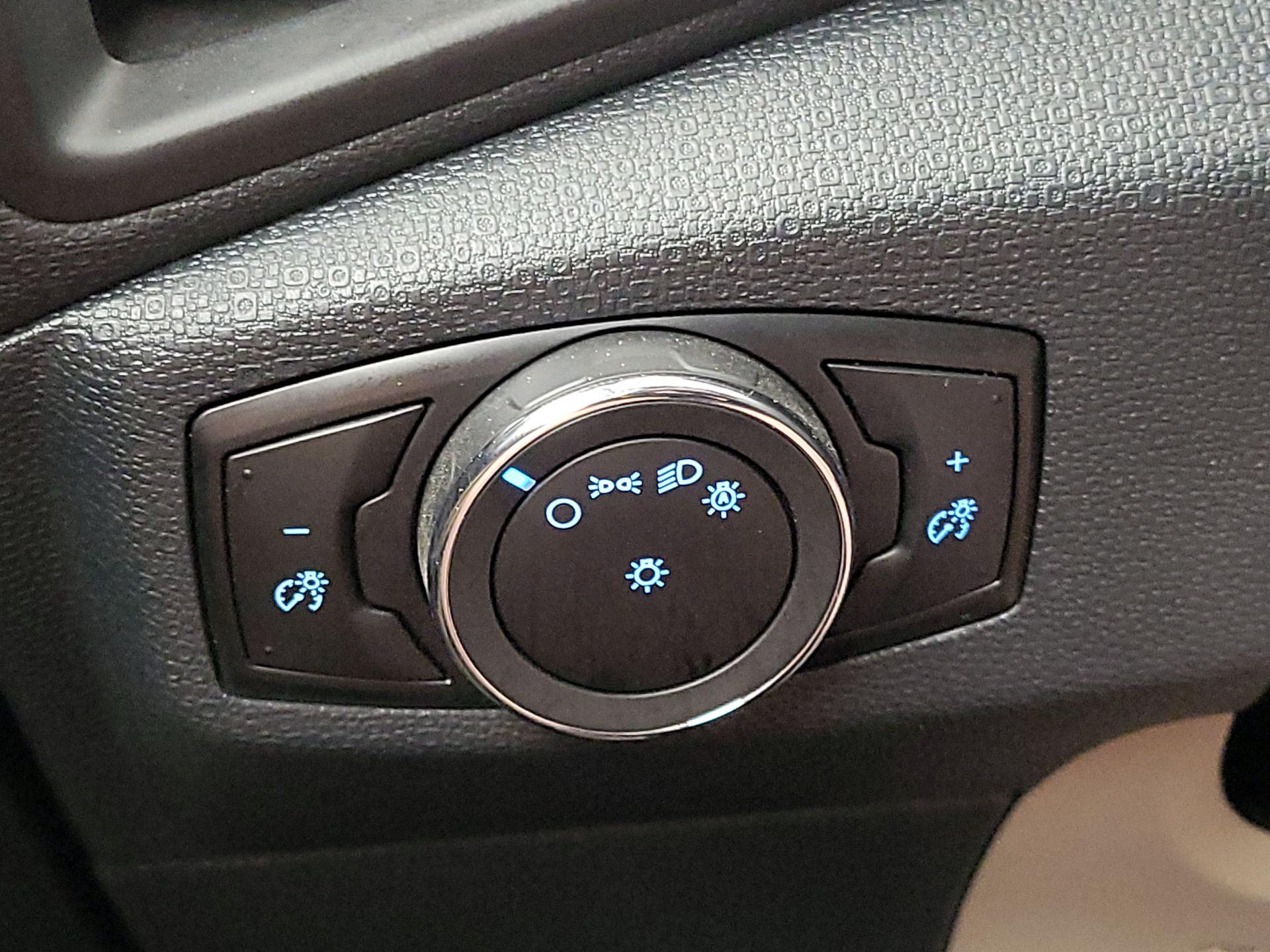 Thumbnail: 2021 Ford EcoSport - 13