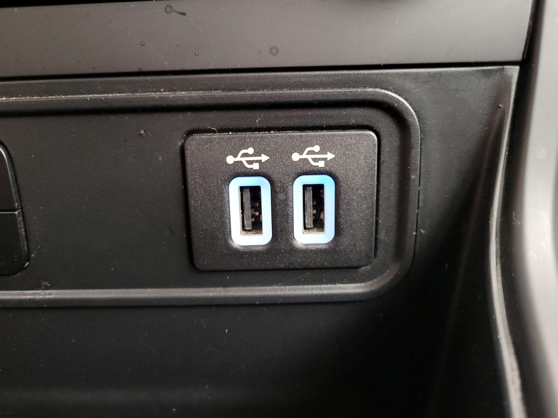 Thumbnail: 2021 Ford EcoSport - 18