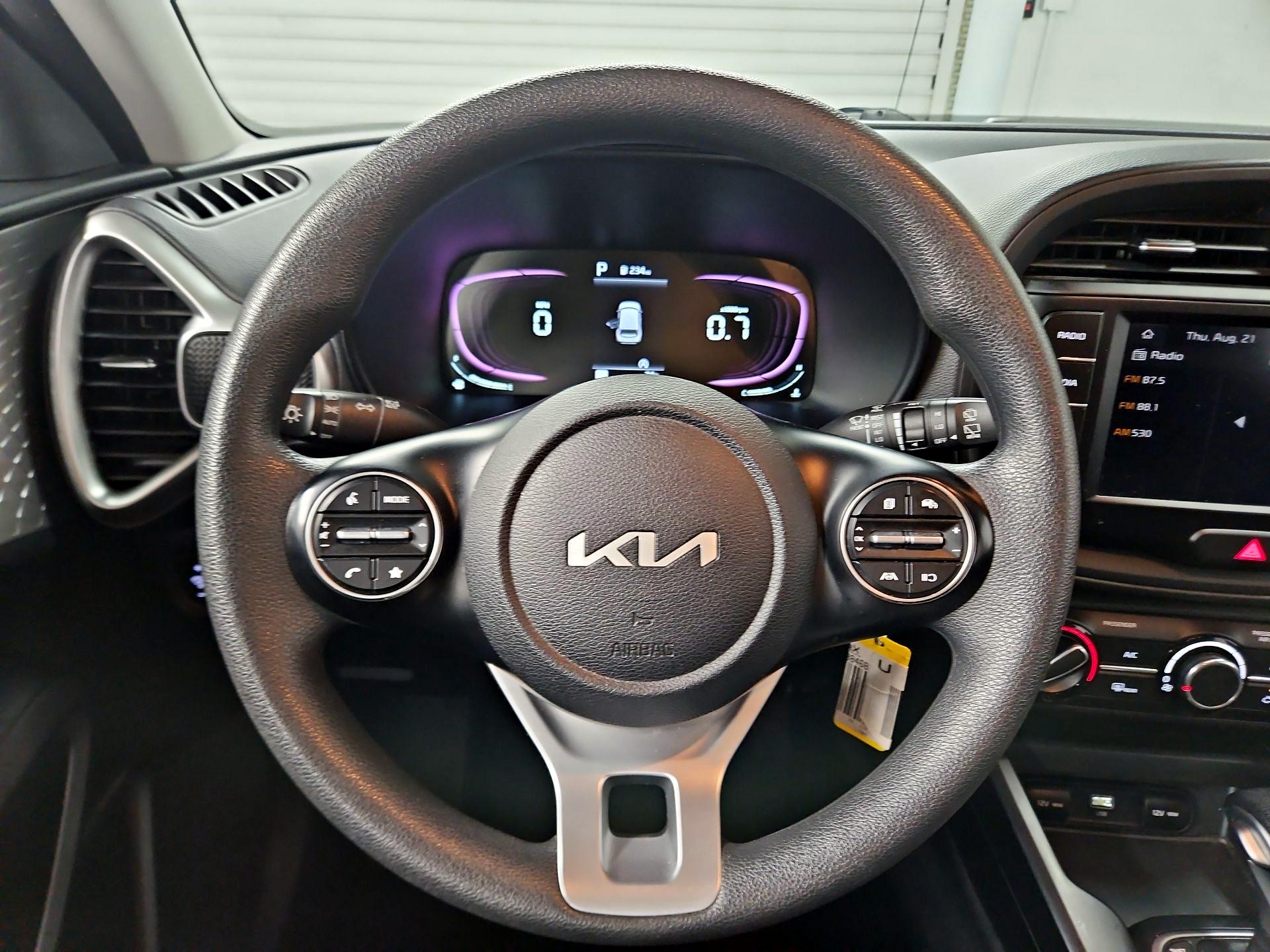 Thumbnail: 2023 Kia Soul - 10