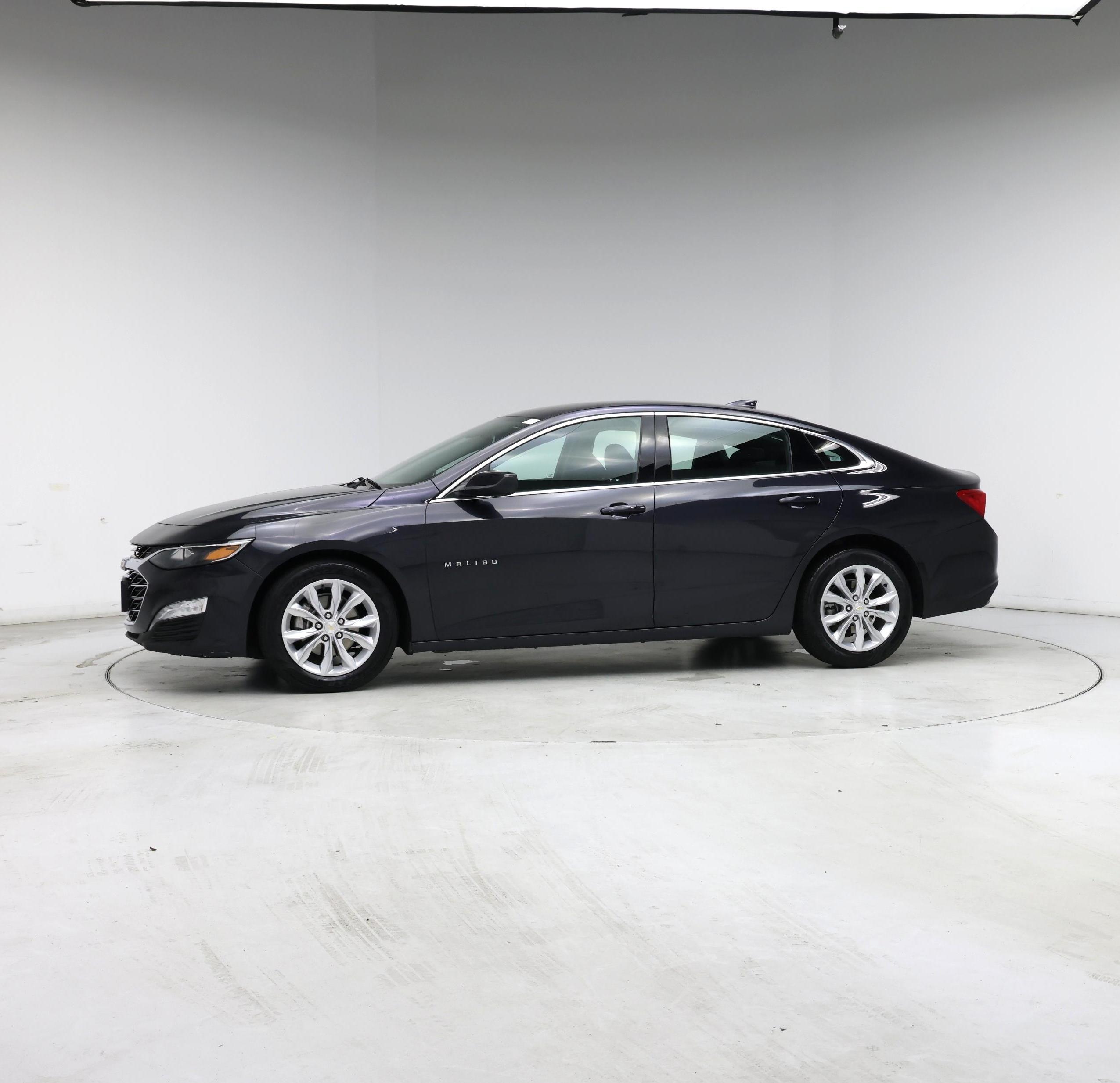 Thumbnail: 2023 Chevrolet Malibu - 3