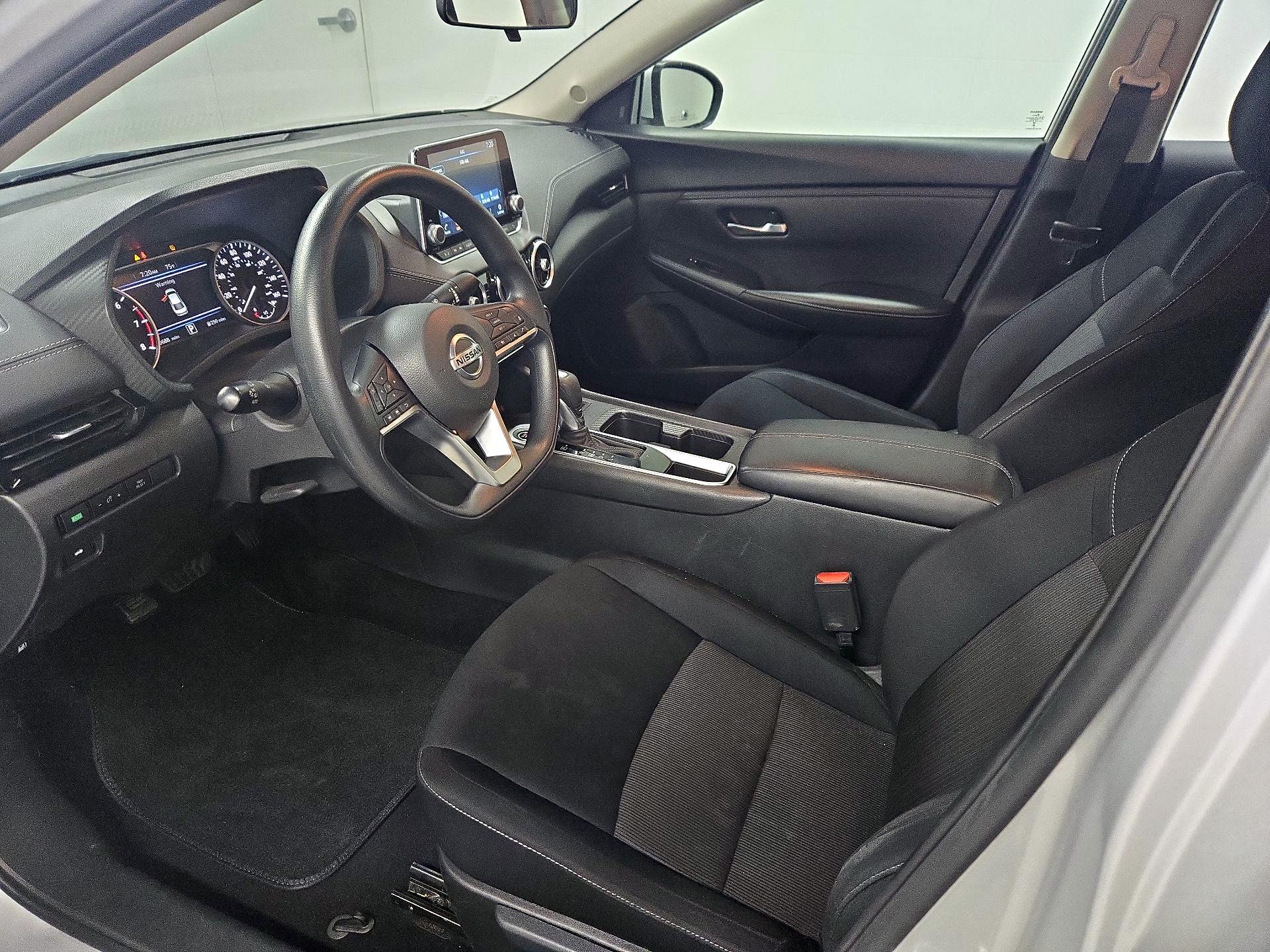 Thumbnail: 2023 Nissan Sentra - 11