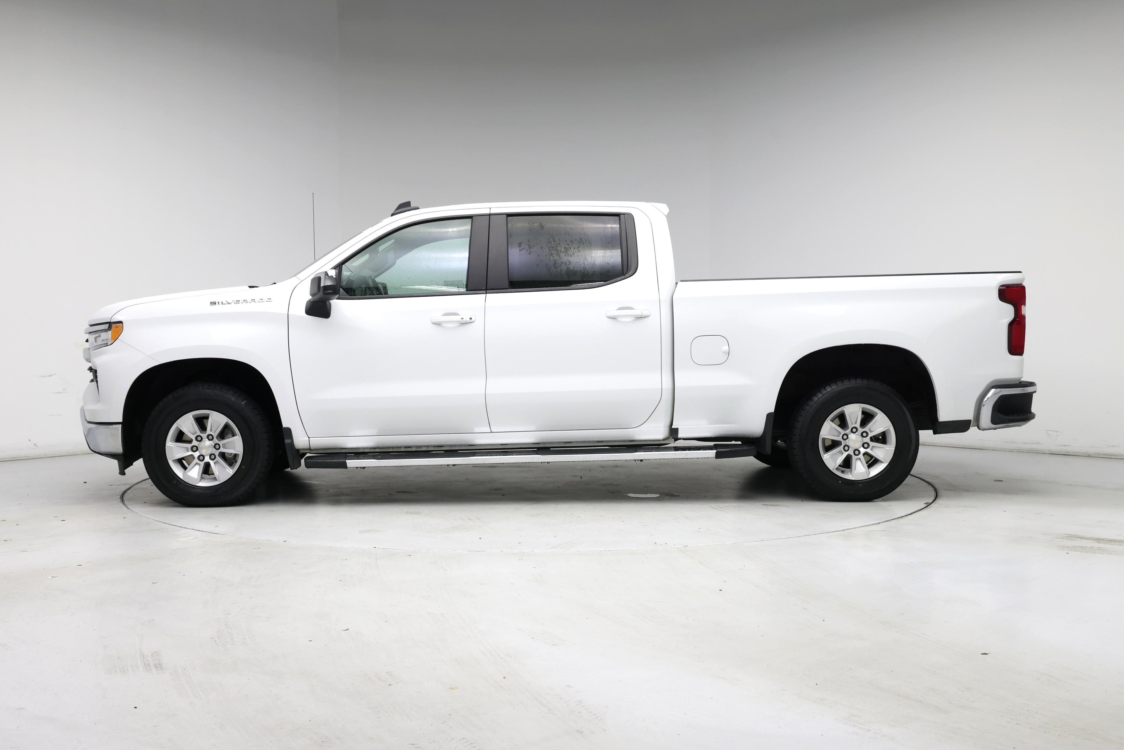 Thumbnail: 2024 Chevrolet Silverado 1500 - 3