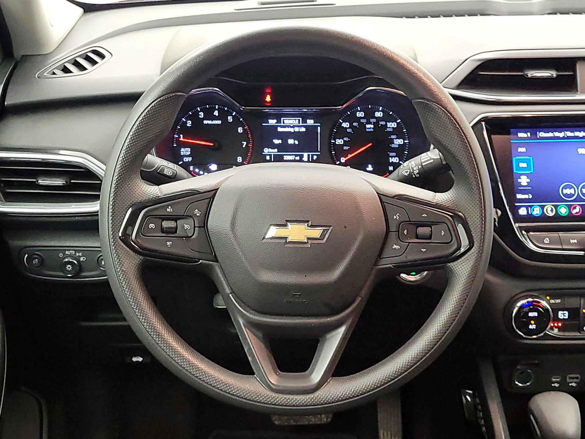 Thumbnail: 2023 Chevrolet TrailBlazer - 10