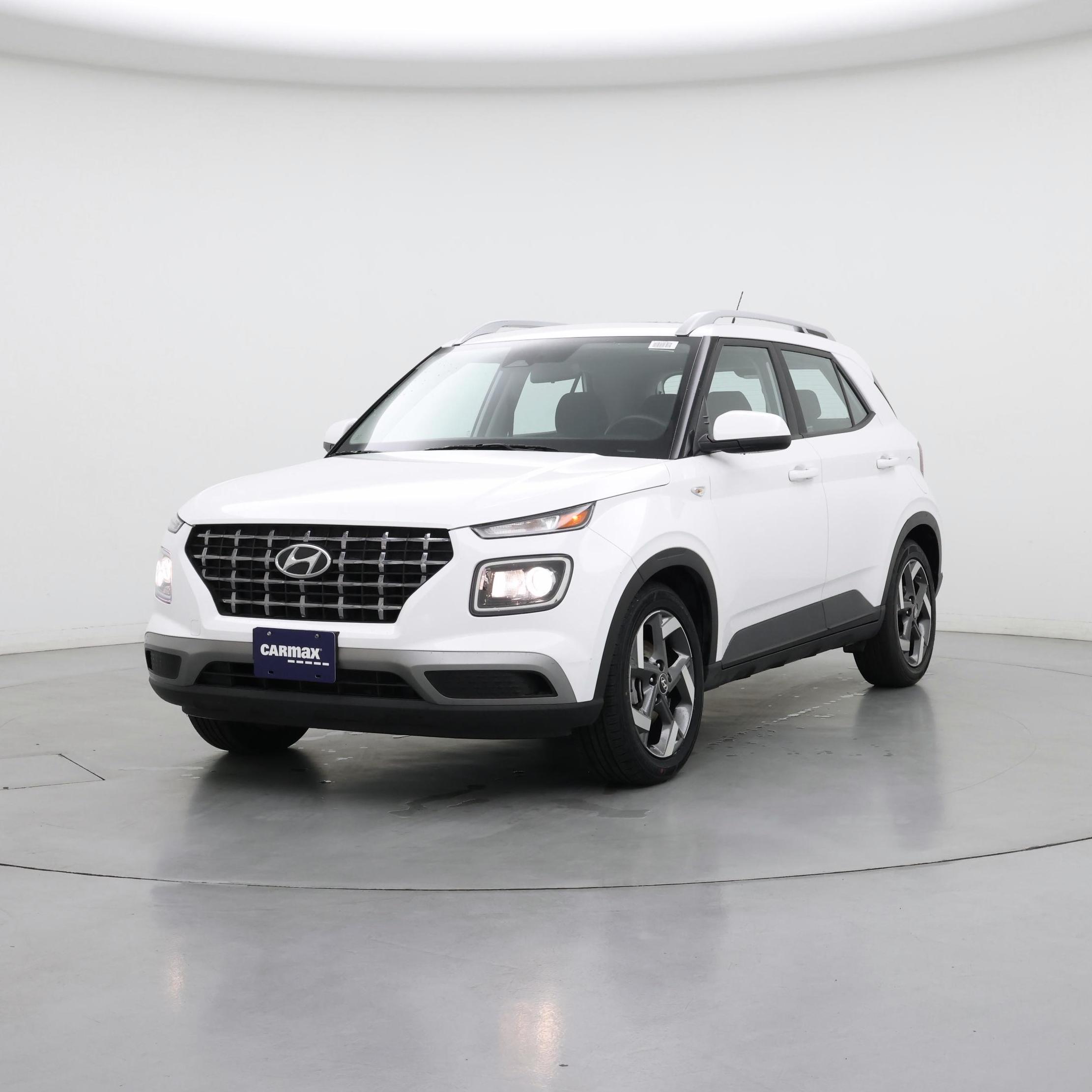 Thumbnail: 2023 Hyundai Venue - 4