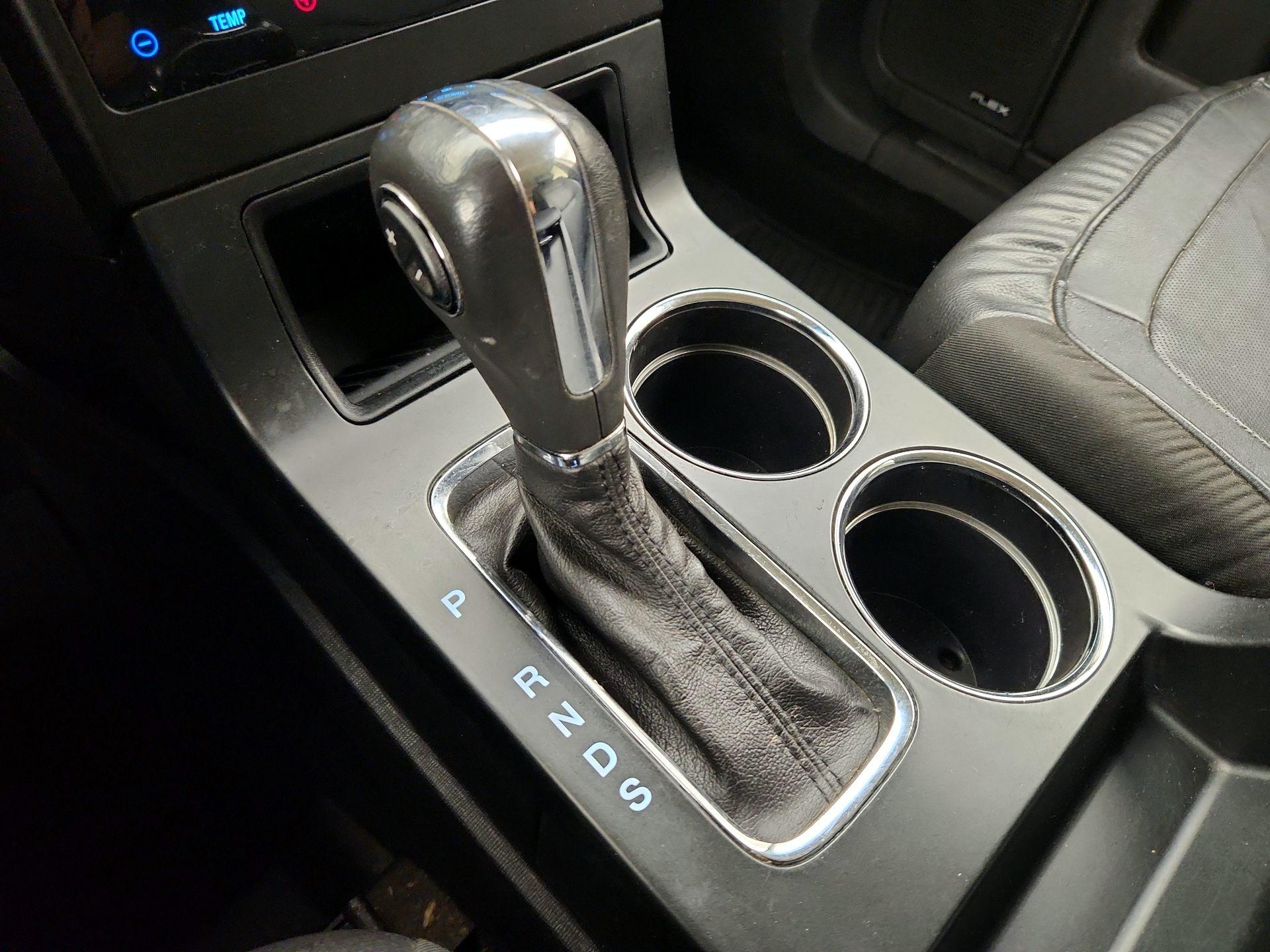 Thumbnail: 2014 Ford Flex - 18