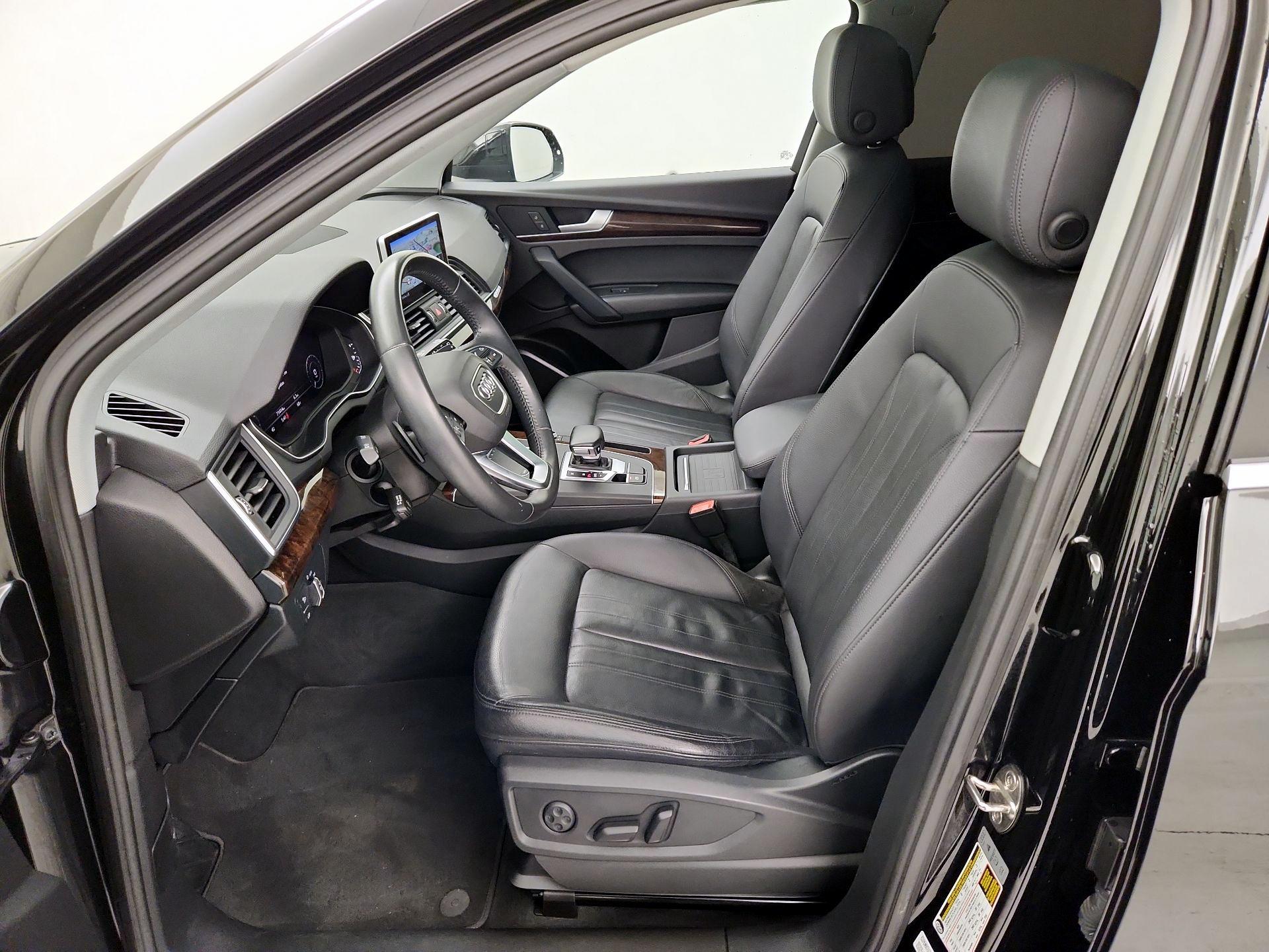 Thumbnail: 2020 Audi Q5 - 11