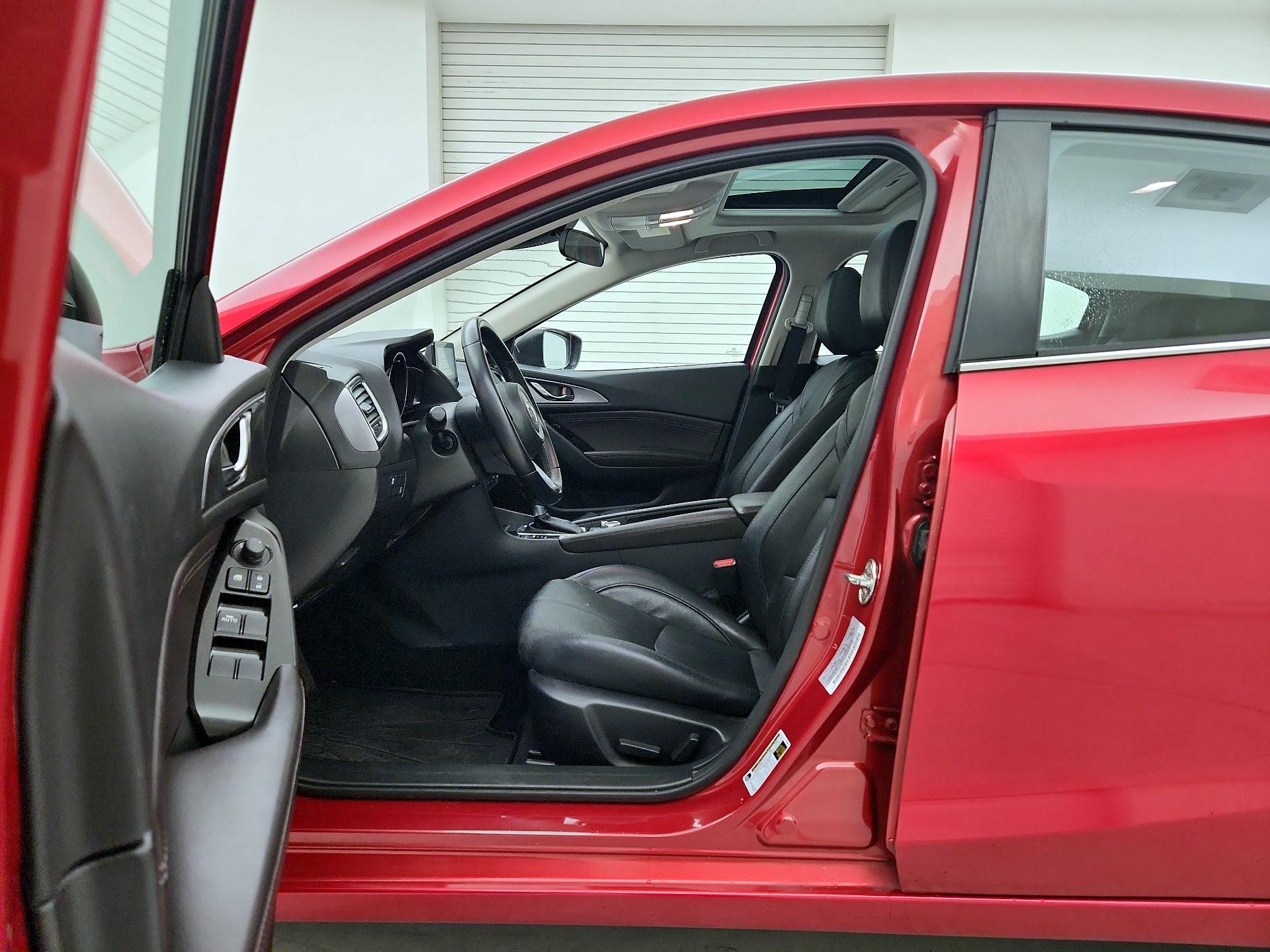 Thumbnail: 2017 Mazda Mazda3 - 11