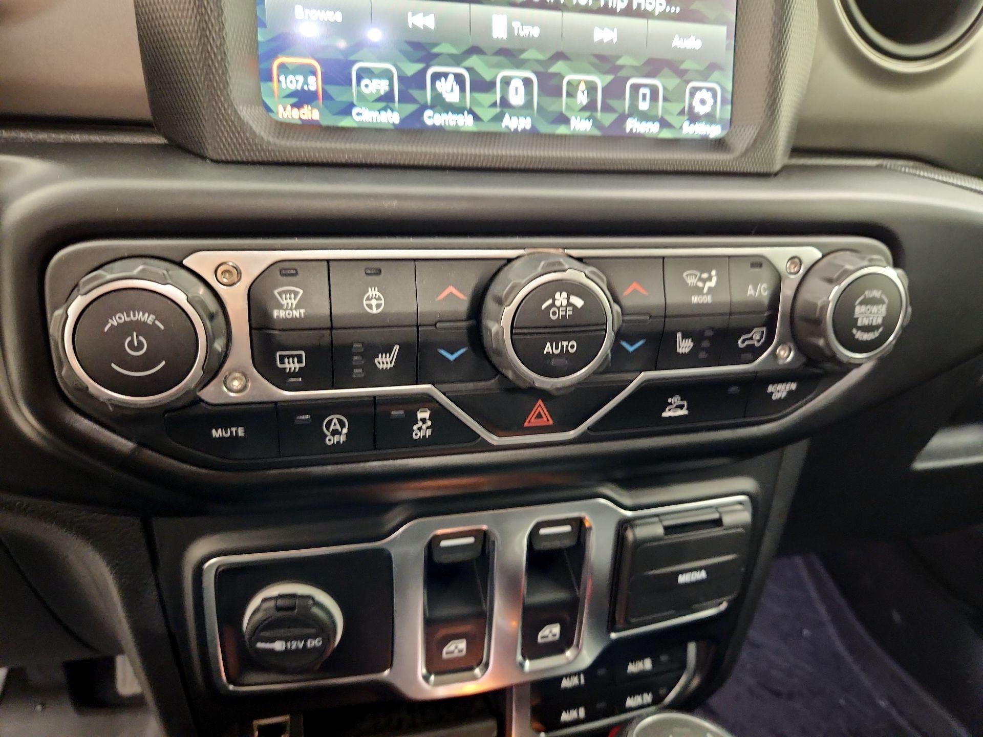 Thumbnail: 2021 Jeep Wrangler - 17