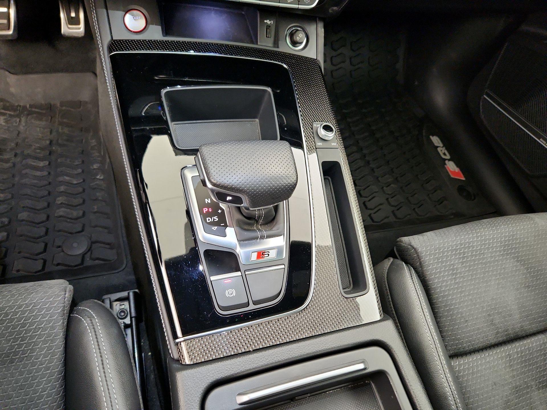 Thumbnail: 2022 Audi SQ5 - 18
