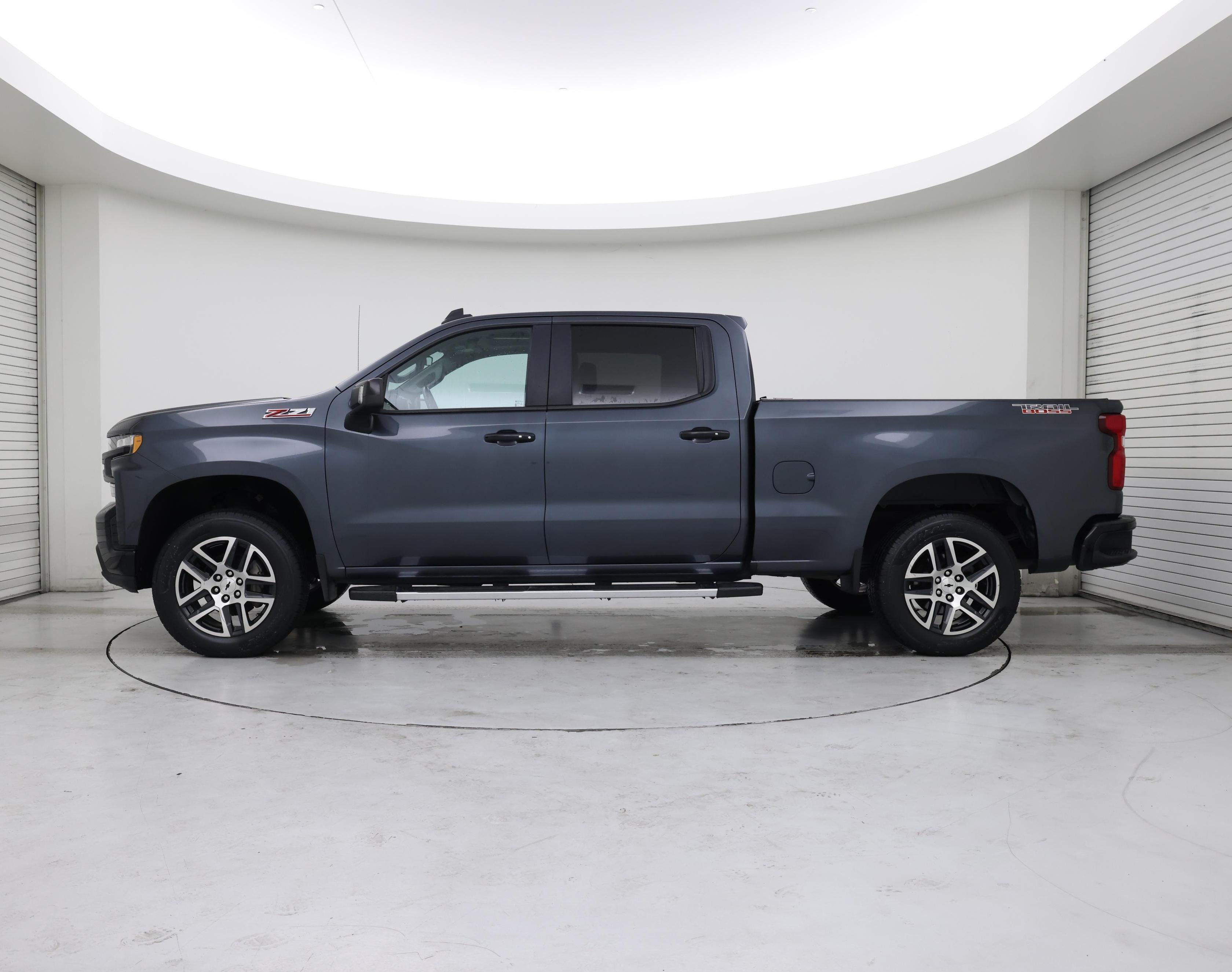 Thumbnail: 2019 Chevrolet Silverado 1500 - 3