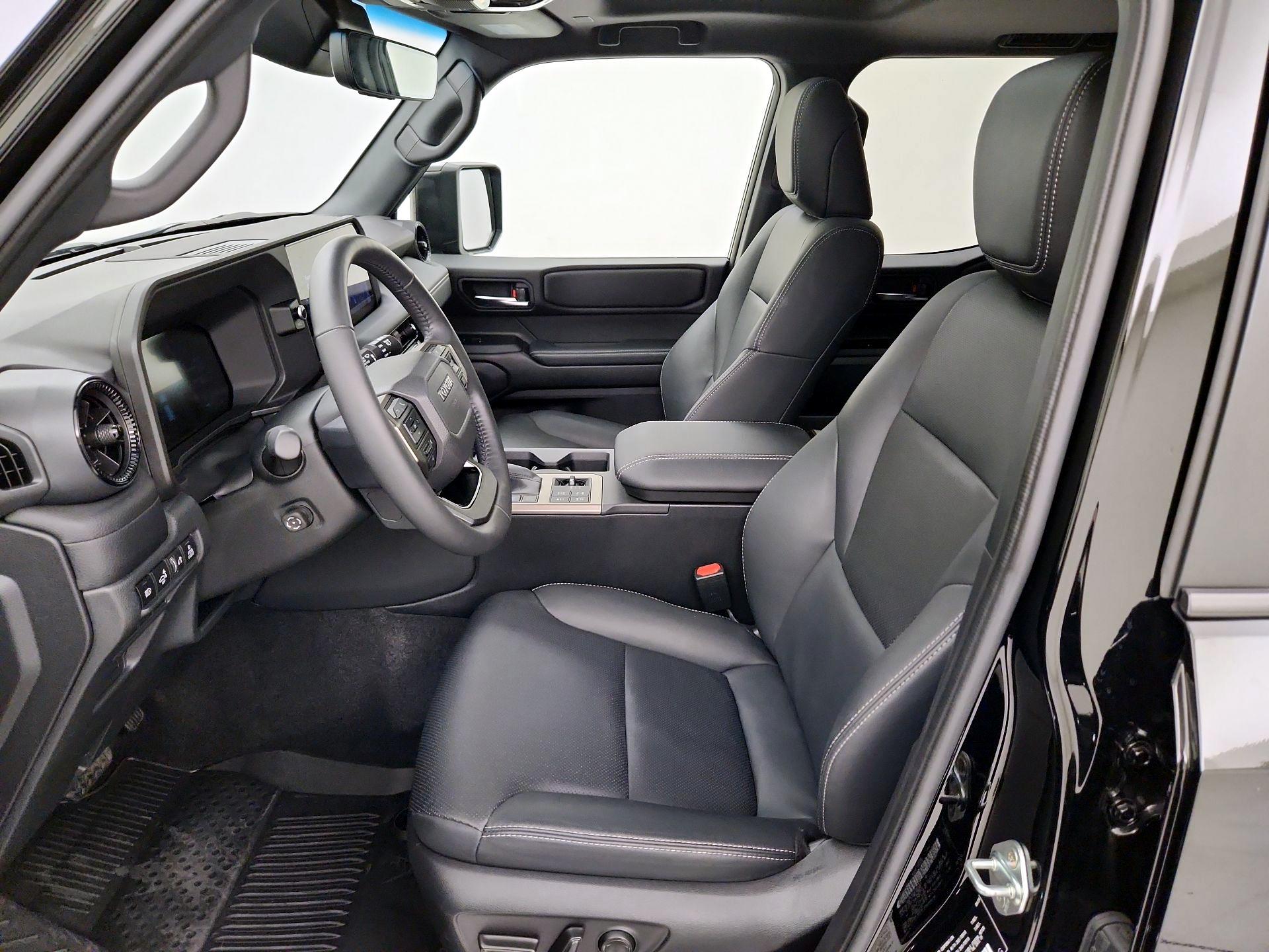 Thumbnail: 2024 Toyota Land Cruiser - 11