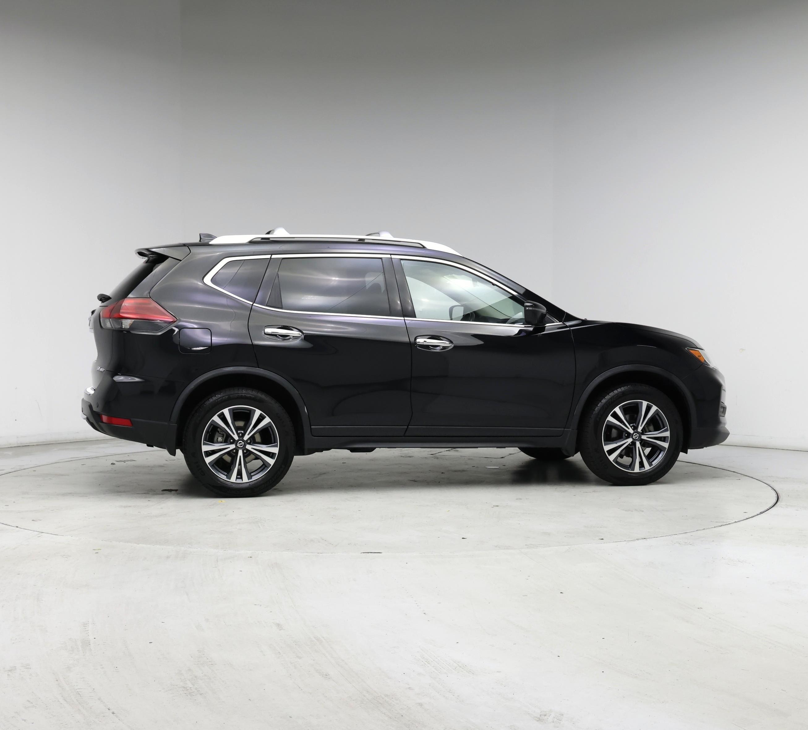 Thumbnail: 2020 Nissan Rogue - 7