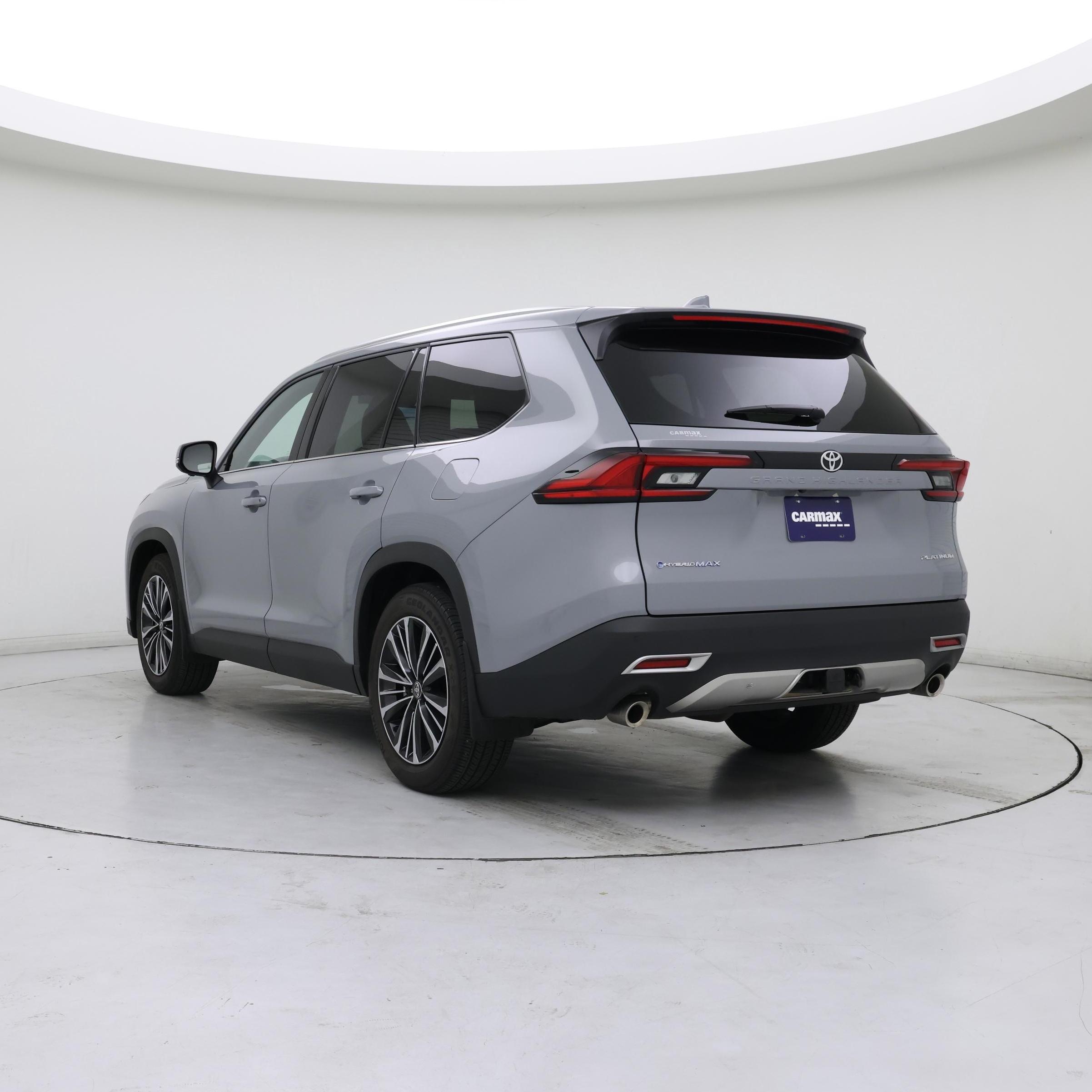 Thumbnail: 2025 Toyota Highlander - 2