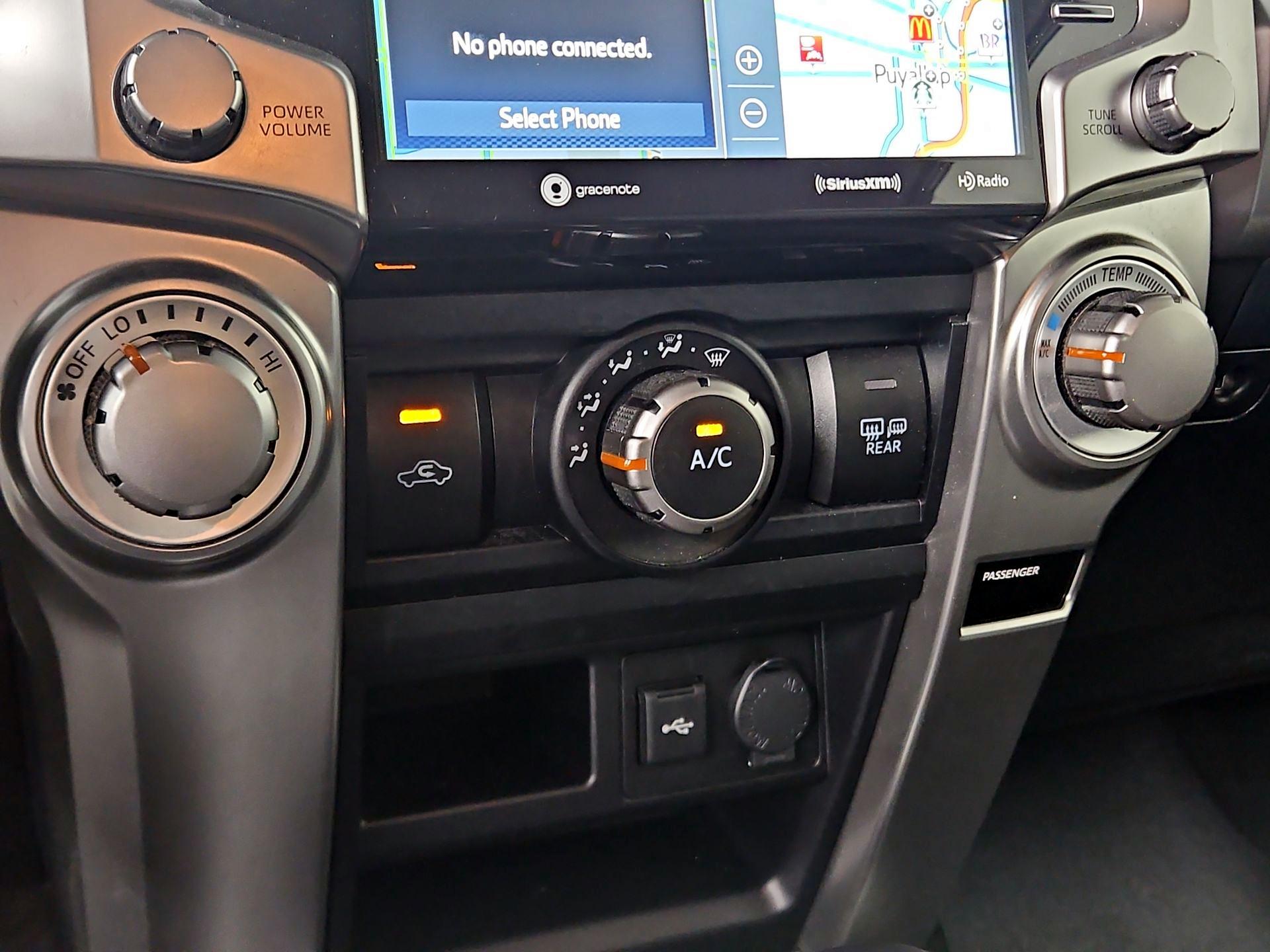 Thumbnail: 2024 Toyota 4Runner - 17