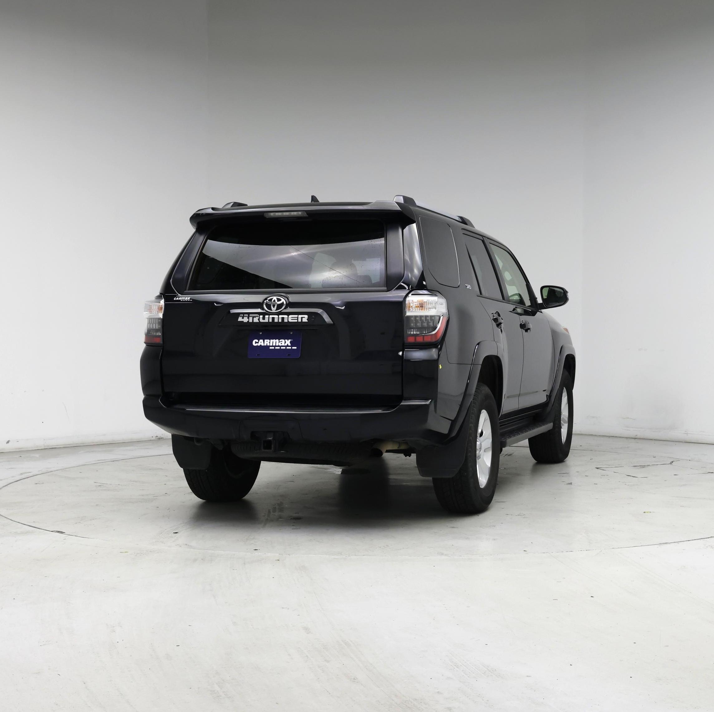 Thumbnail: 2024 Toyota 4Runner - 8