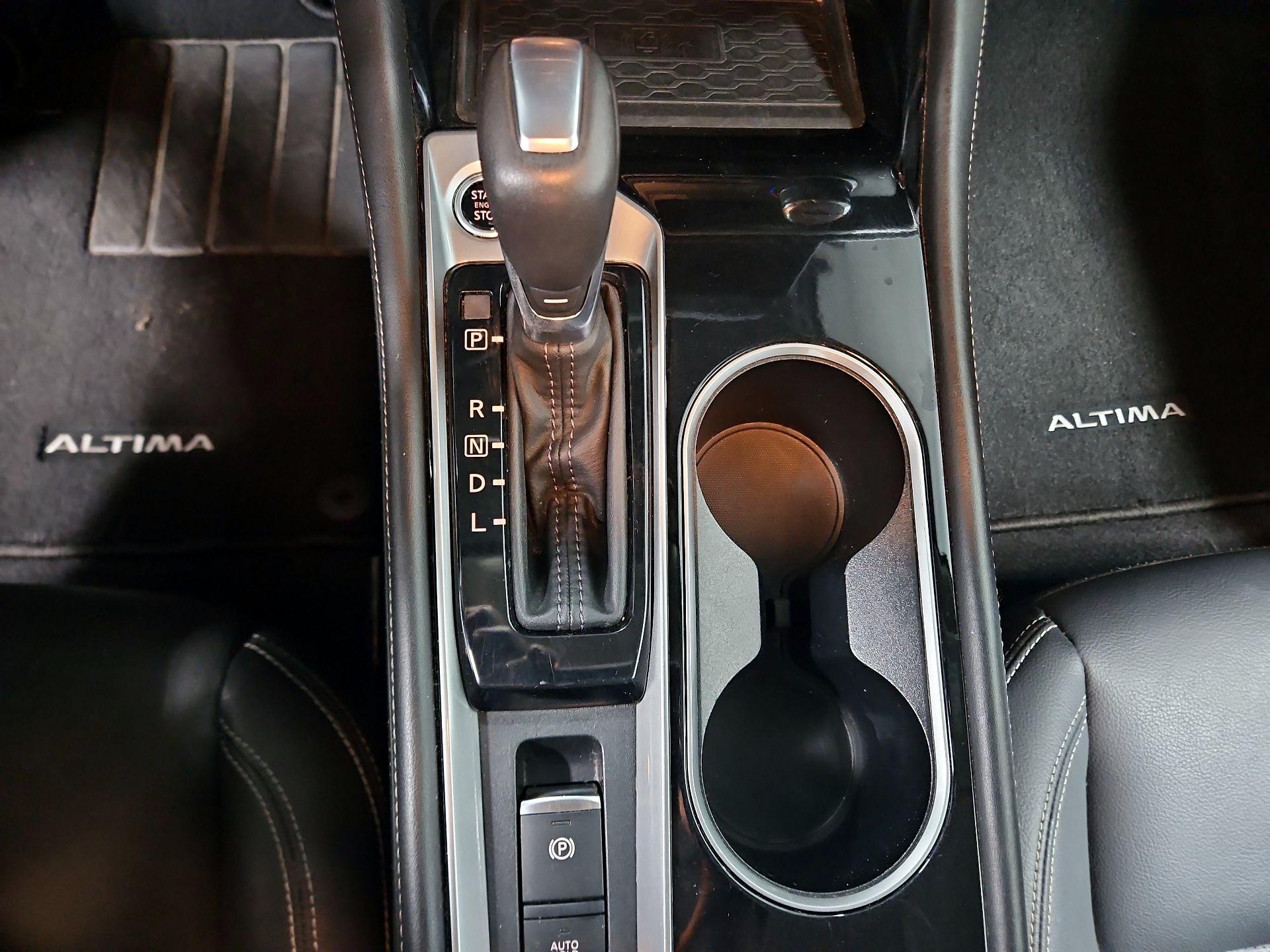 Thumbnail: 2023 Nissan Altima - 18