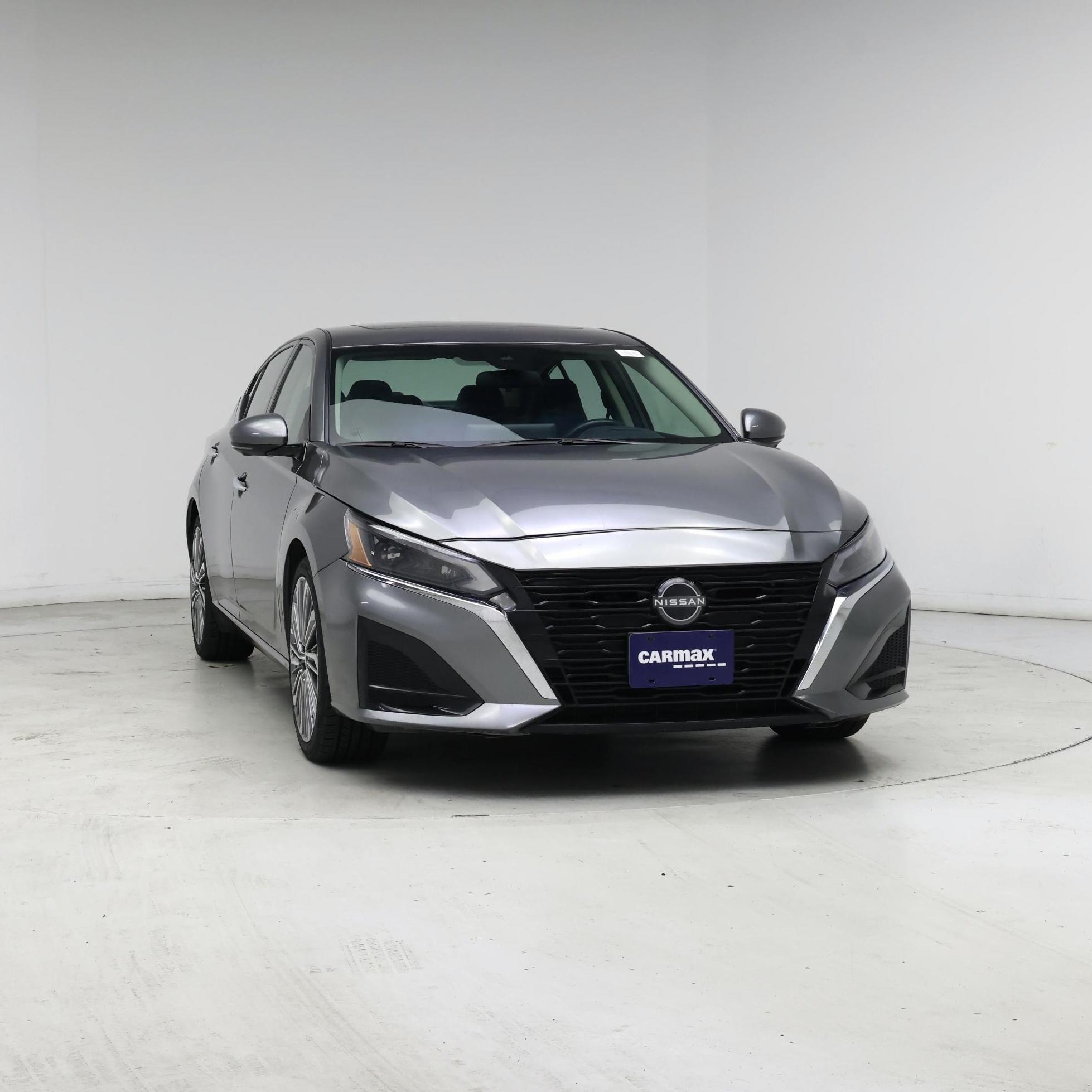 Thumbnail: 2023 Nissan Altima - 5