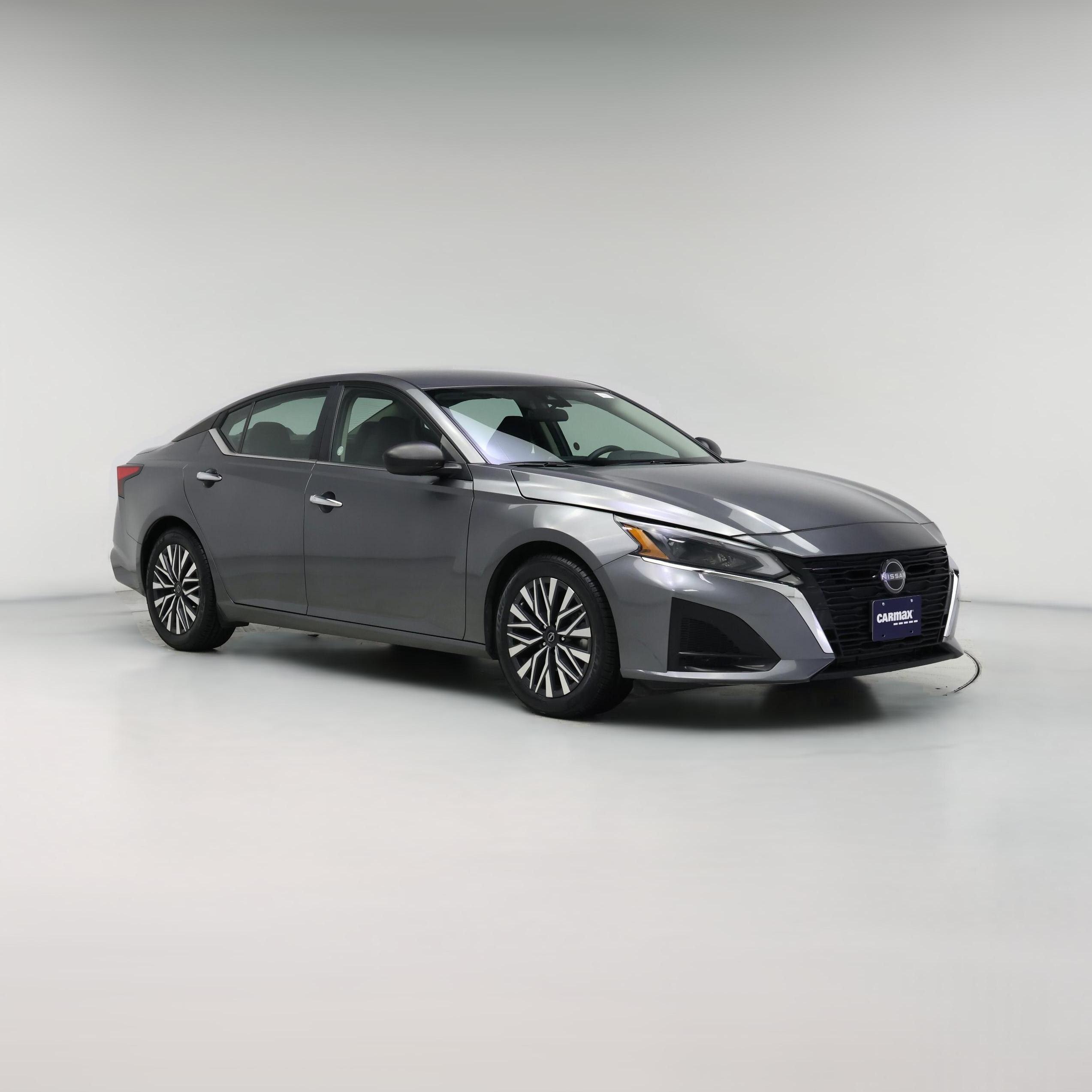 Thumbnail: 2024 Nissan Altima - 1