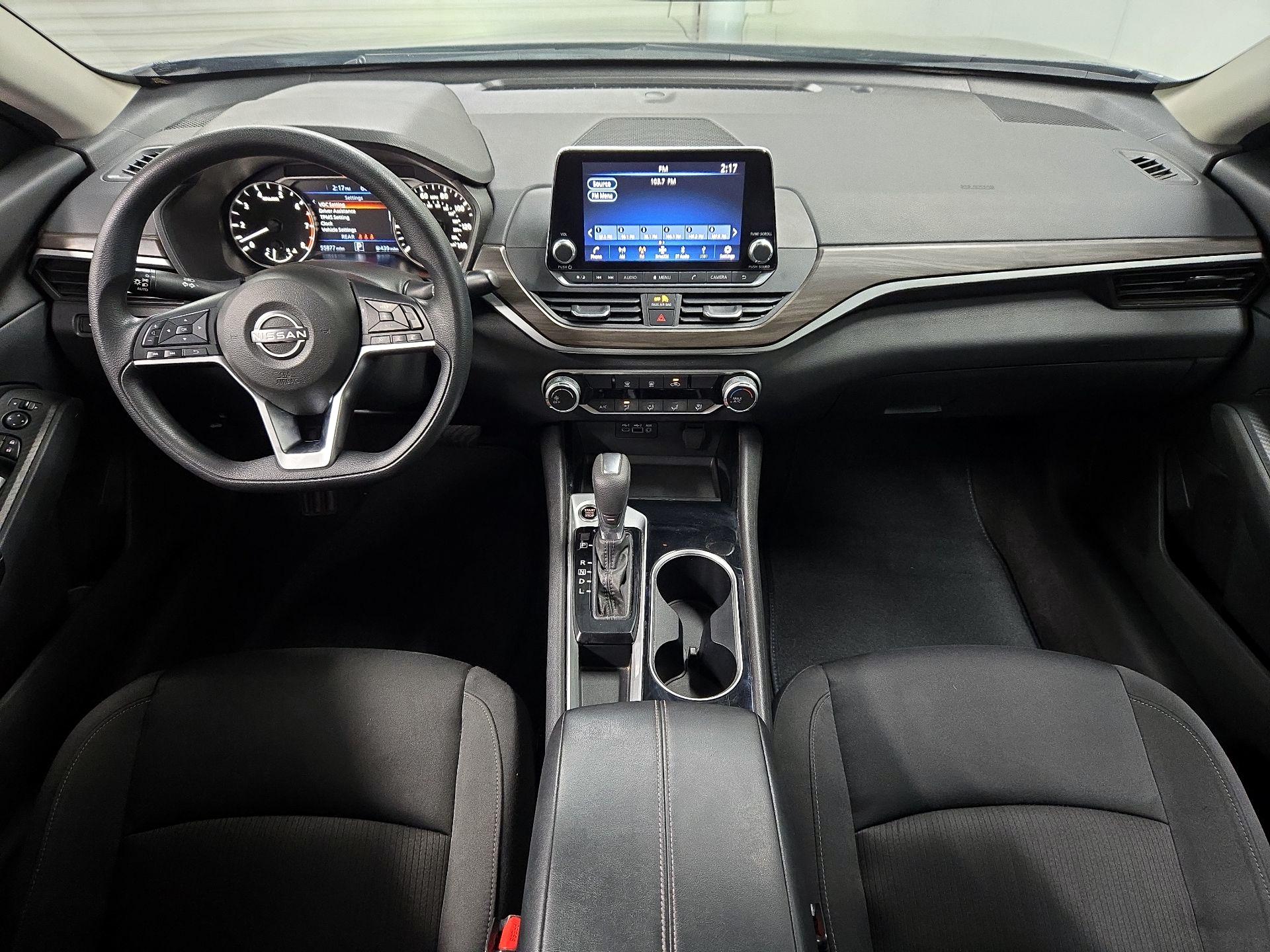 Thumbnail: 2024 Nissan Altima - 9