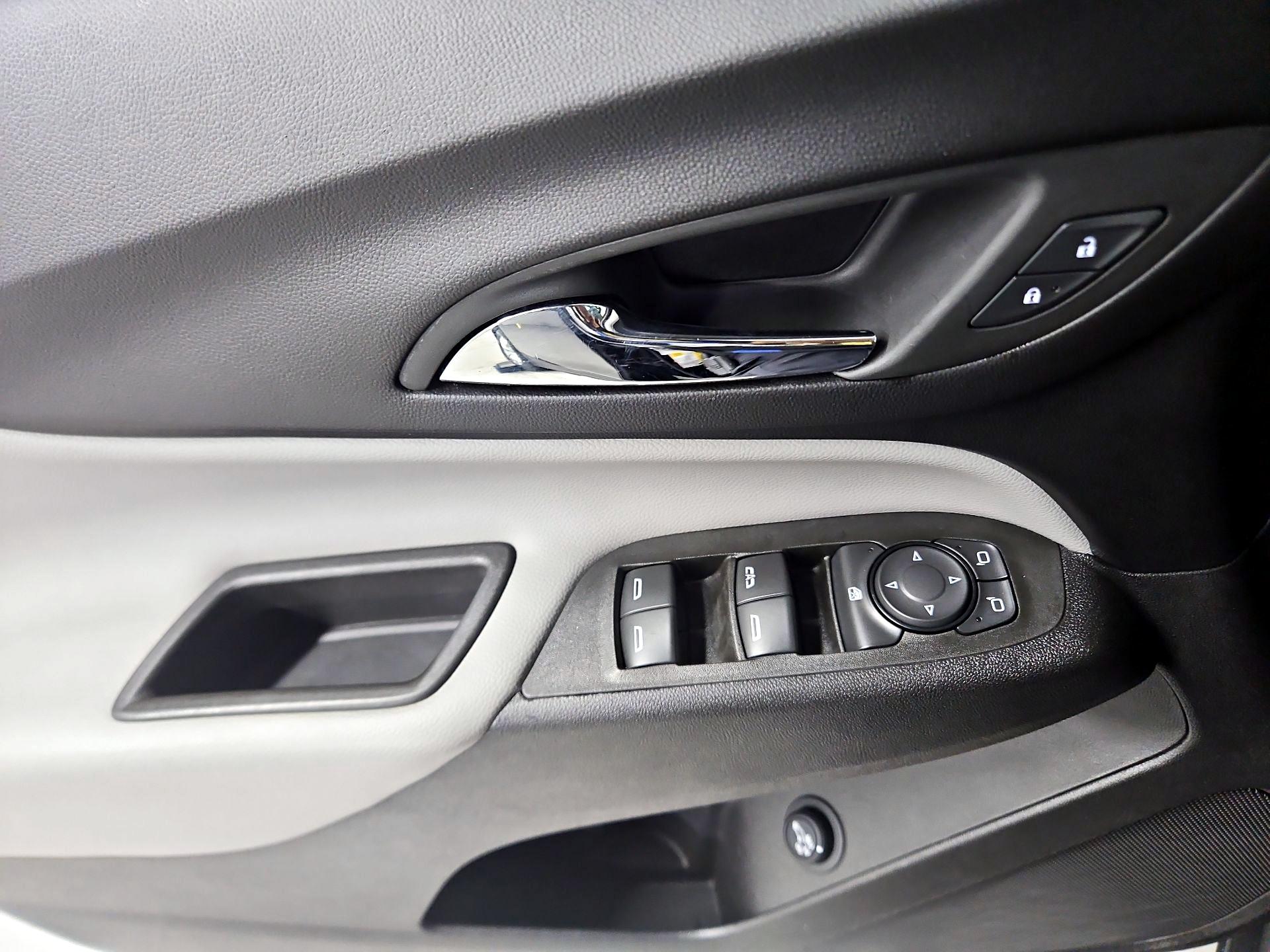 Thumbnail: 2024 Chevrolet Equinox - 12
