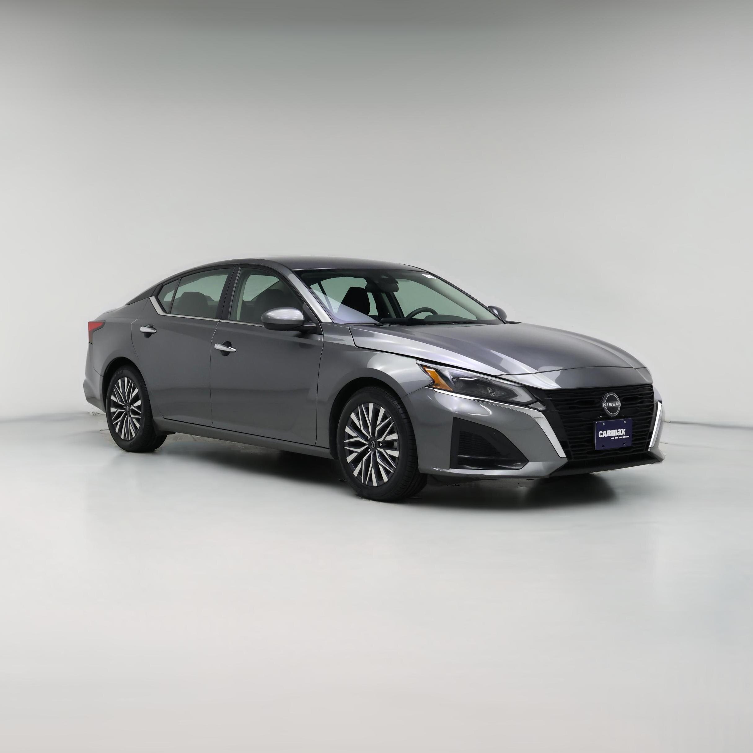 Thumbnail: 2023 Nissan Altima - 1