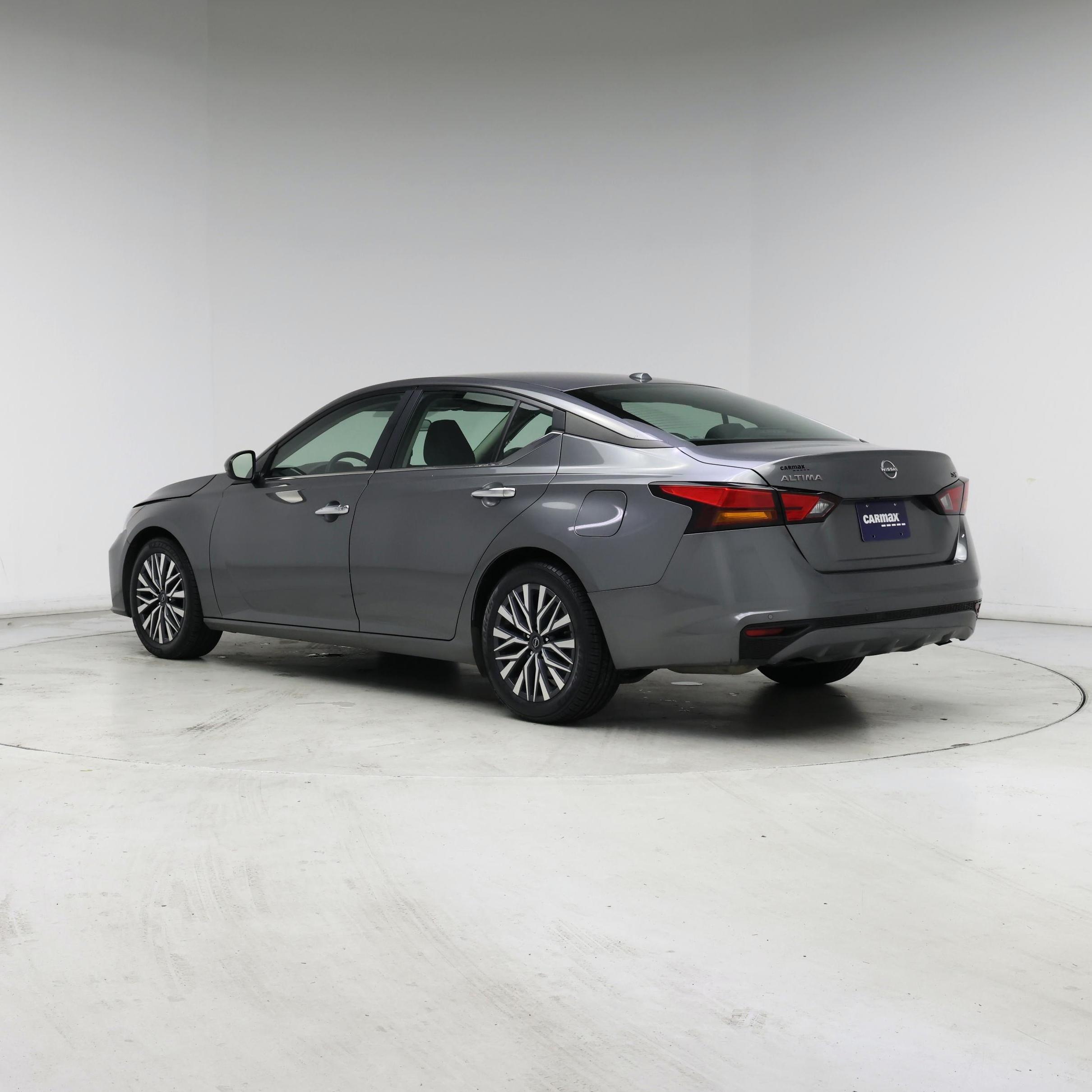 Thumbnail: 2023 Nissan Altima - 2