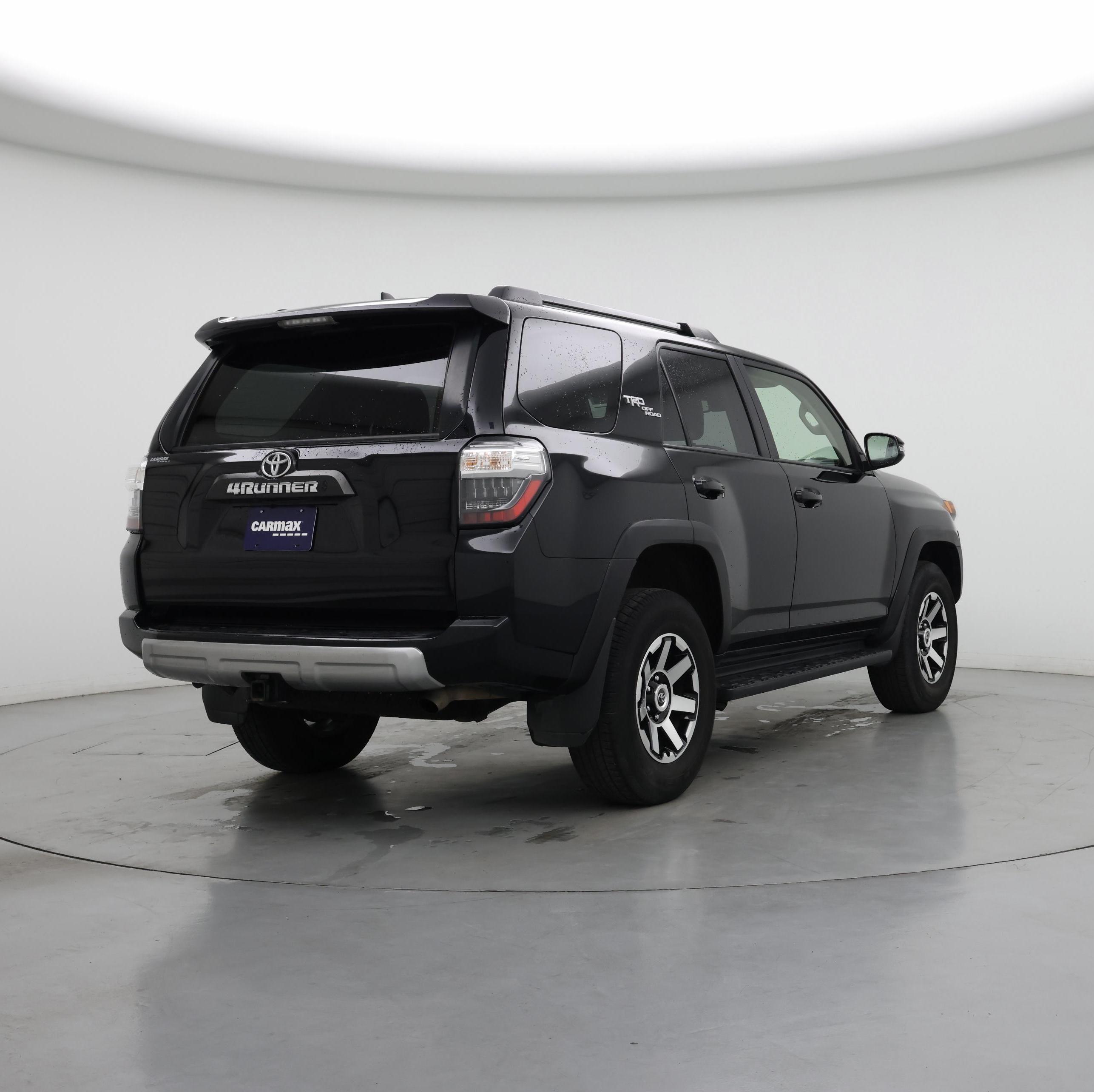 Thumbnail: 2024 Toyota 4Runner - 8