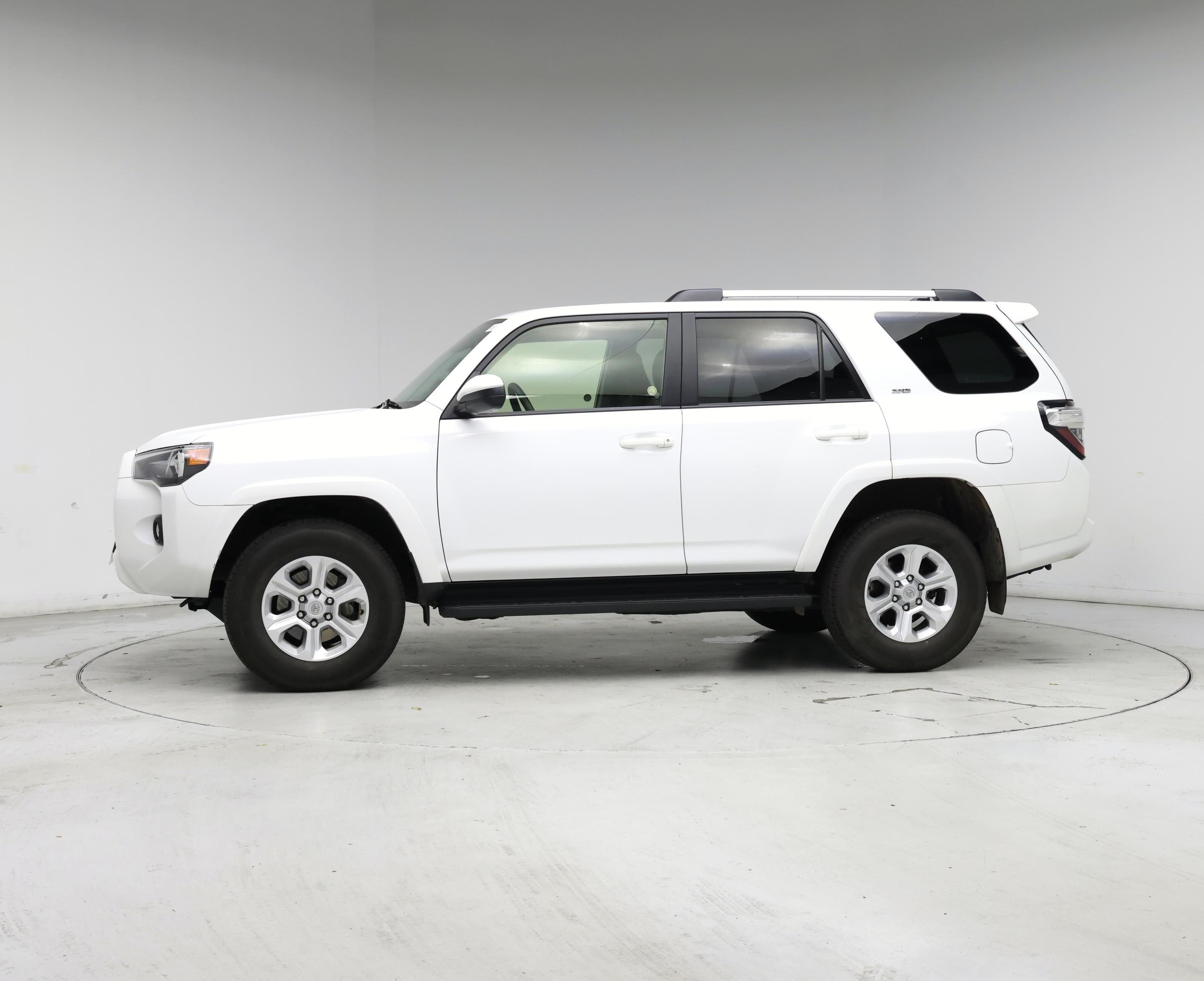 Thumbnail: 2024 Toyota 4Runner - 3