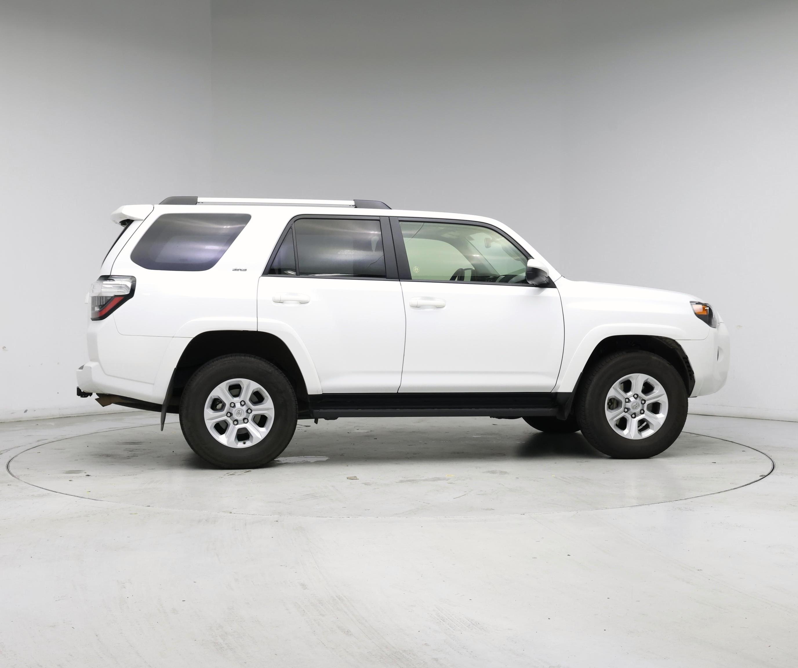 Thumbnail: 2024 Toyota 4Runner - 7