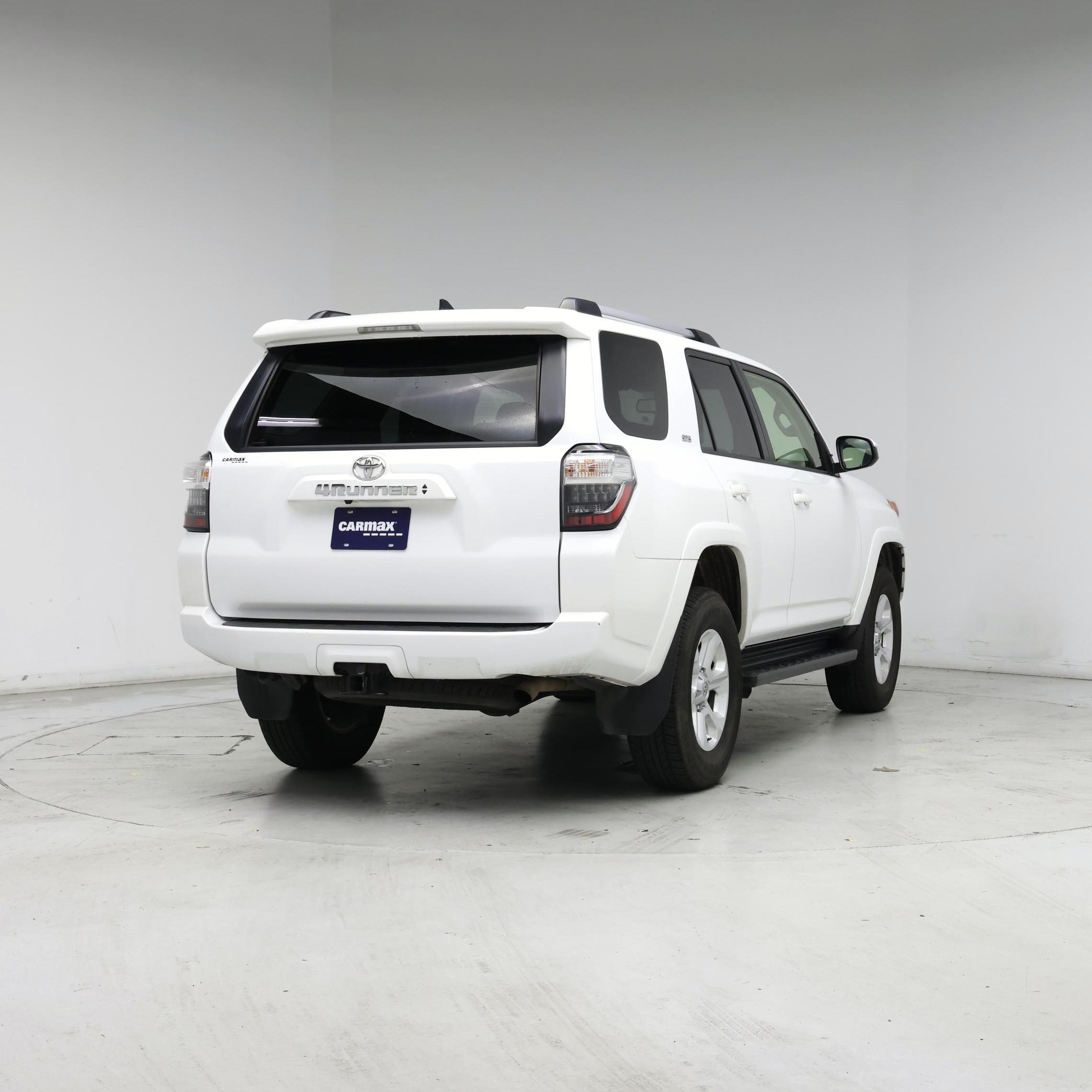 Thumbnail: 2024 Toyota 4Runner - 8