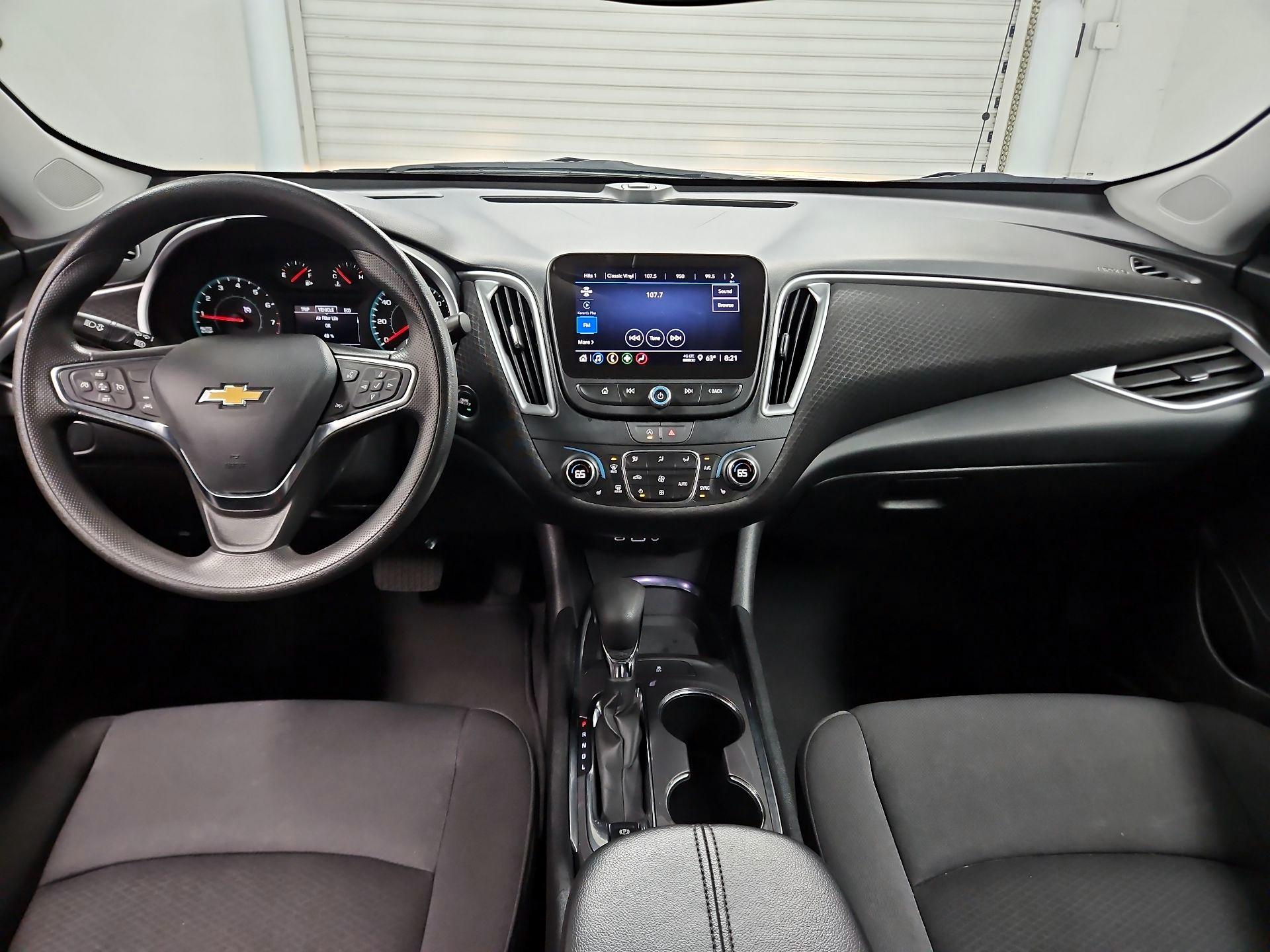 Thumbnail: 2023 Chevrolet Malibu - 9