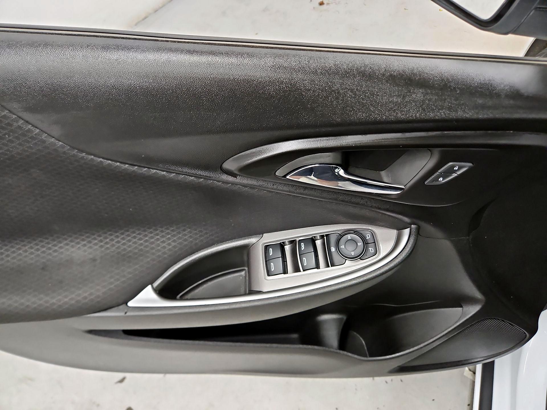 Thumbnail: 2023 Chevrolet Malibu - 12