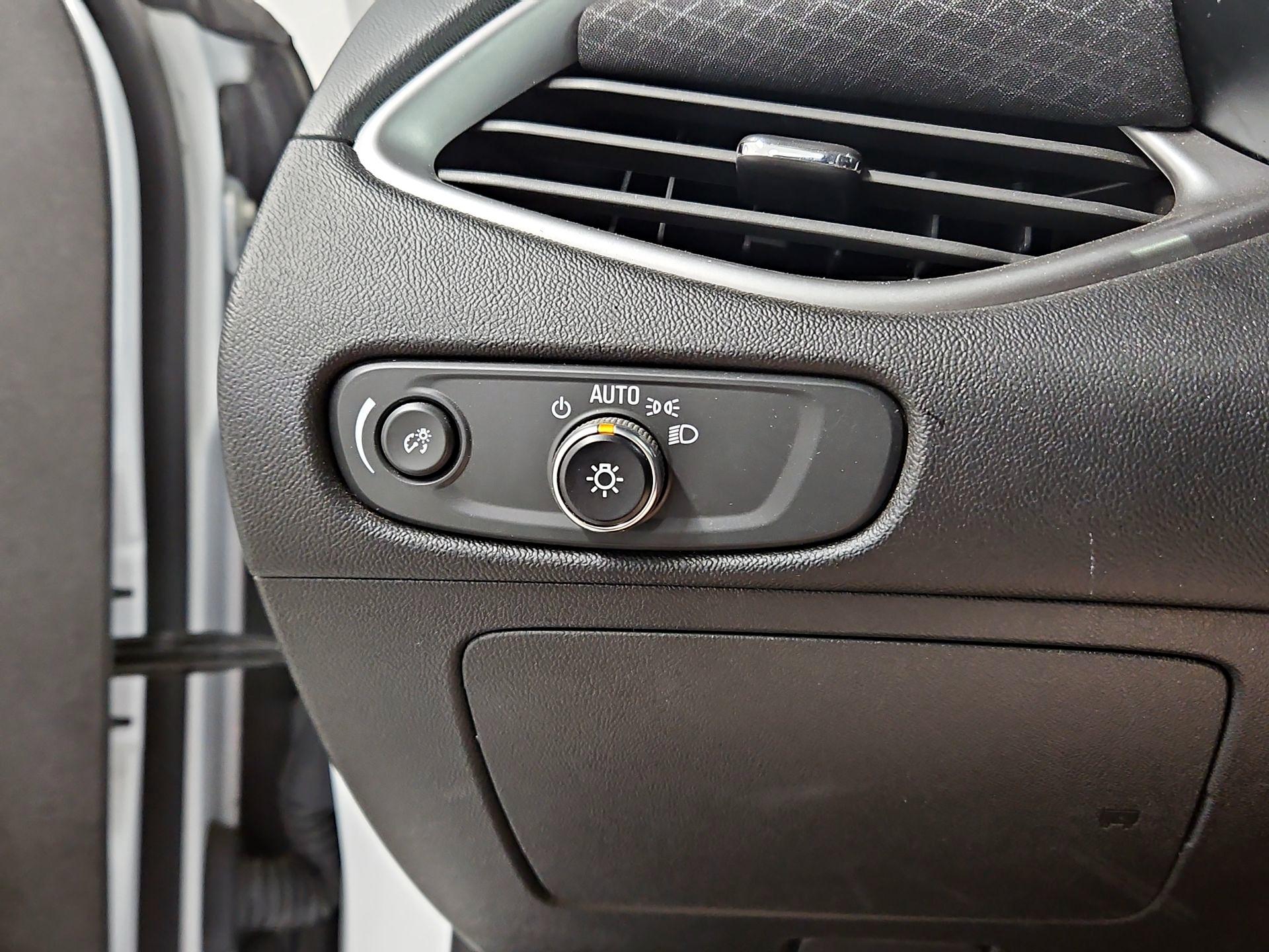 Thumbnail: 2023 Chevrolet Malibu - 13