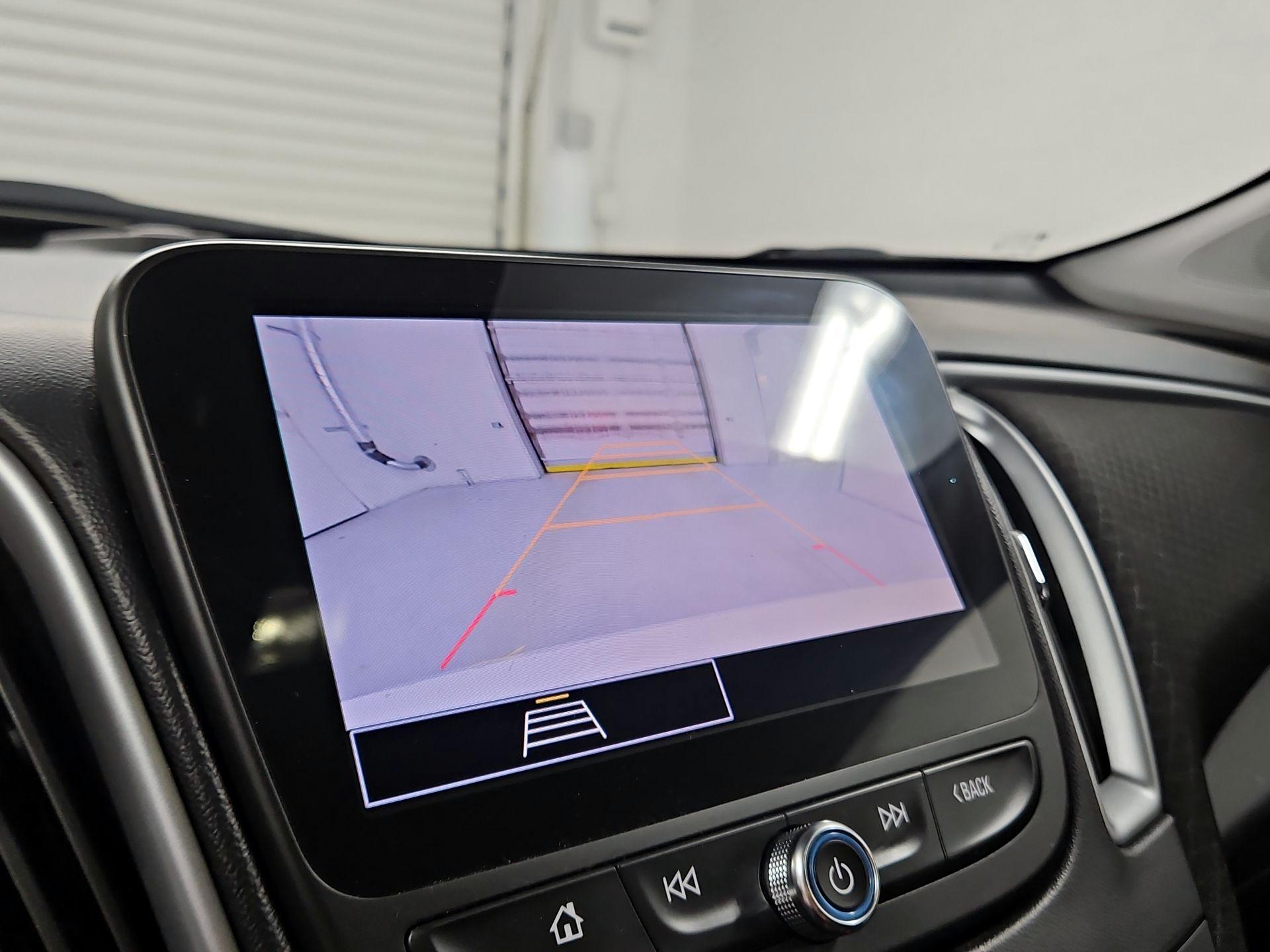 Thumbnail: 2023 Chevrolet Malibu - 14