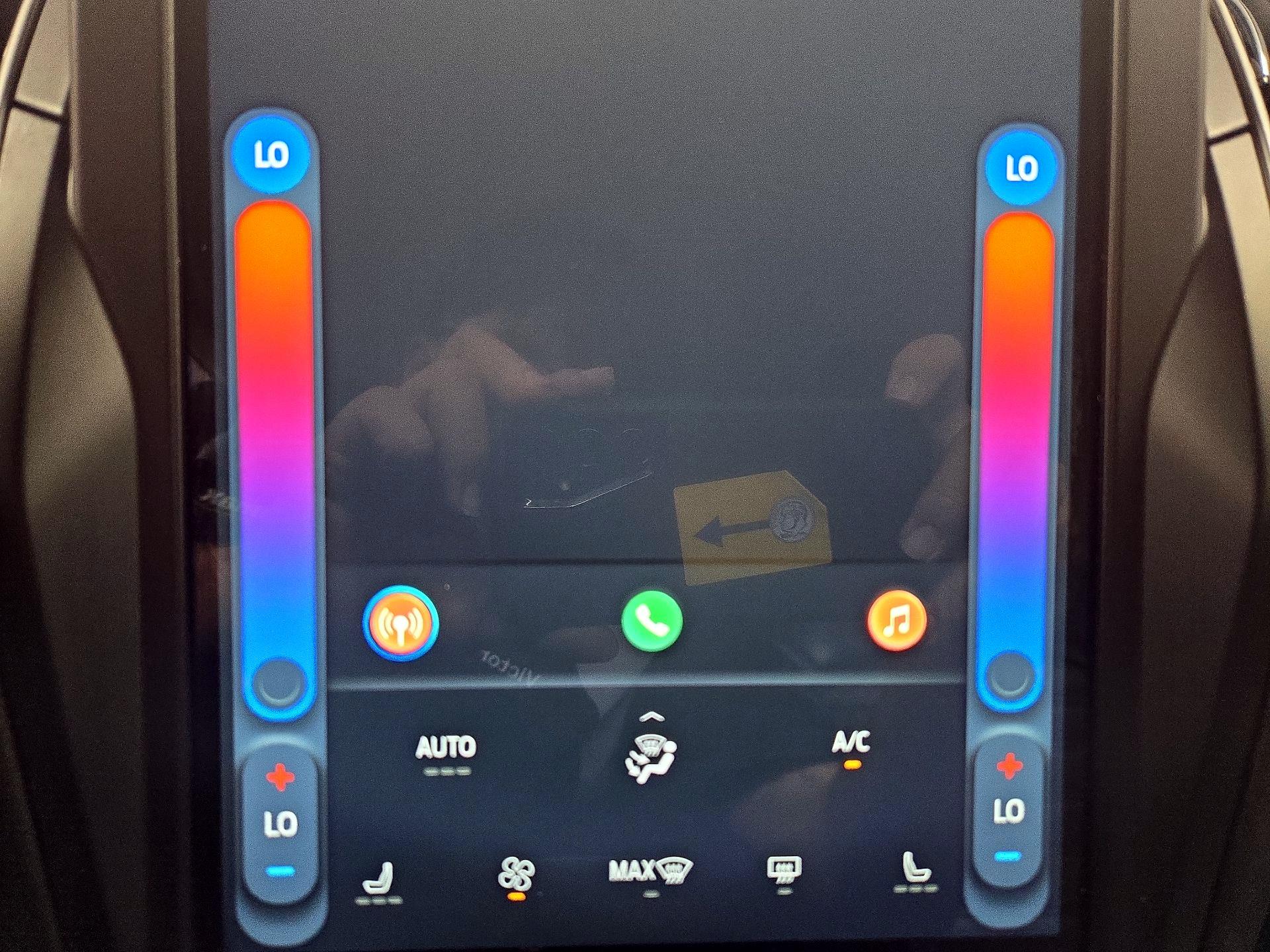 Thumbnail: 2024 Ford Edge - 16