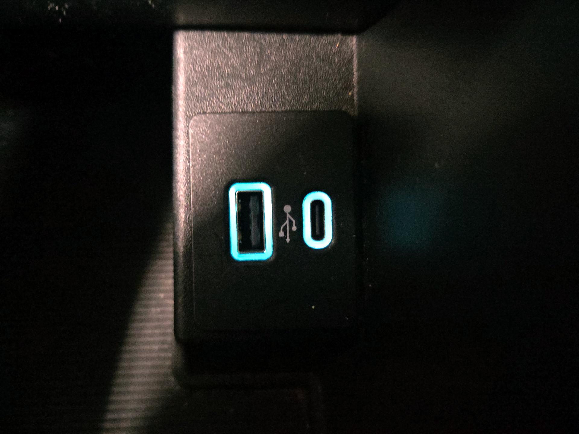 Thumbnail: 2024 Ford Edge - 18