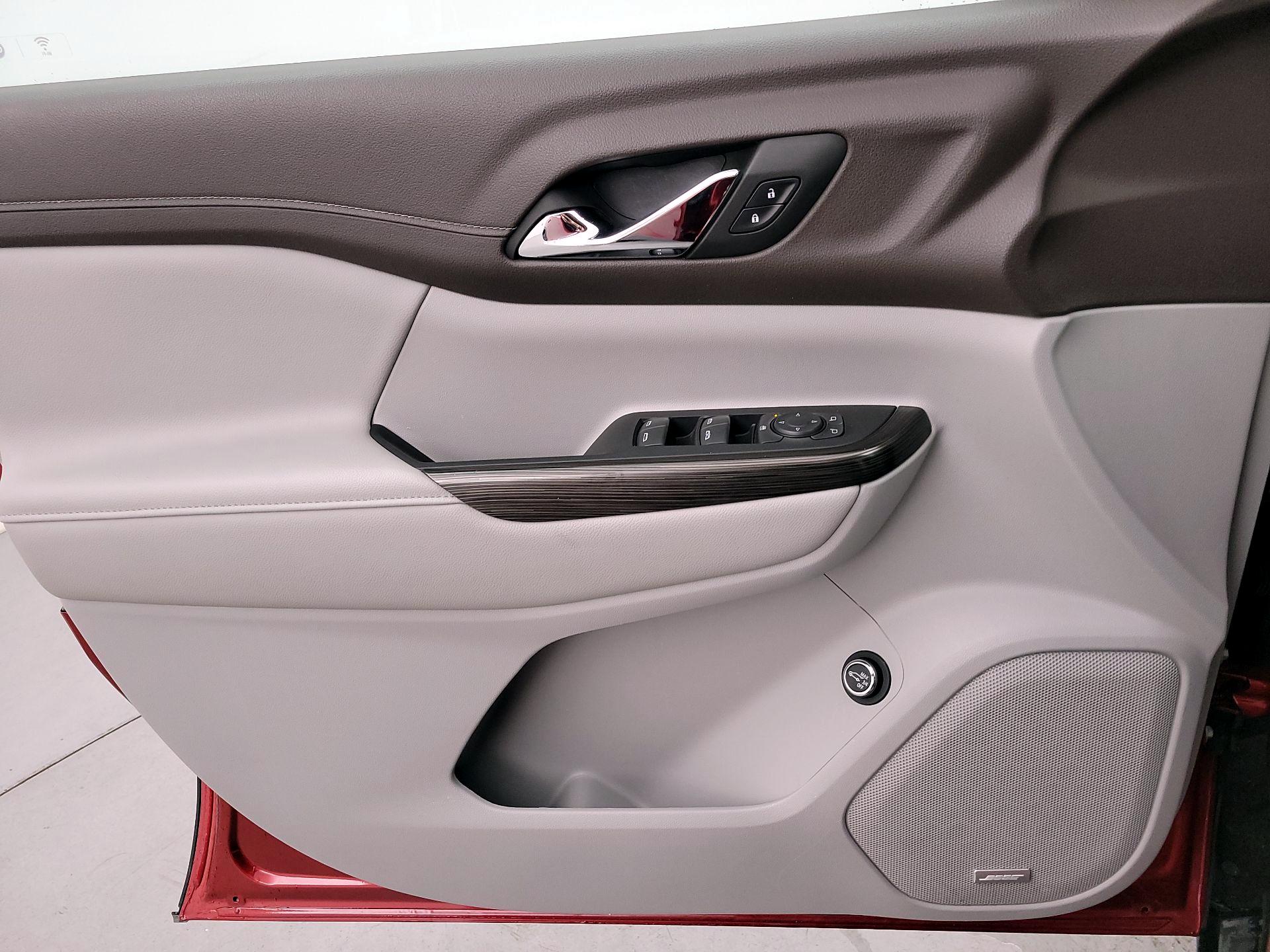 Thumbnail: 2023 GMC Acadia - 12